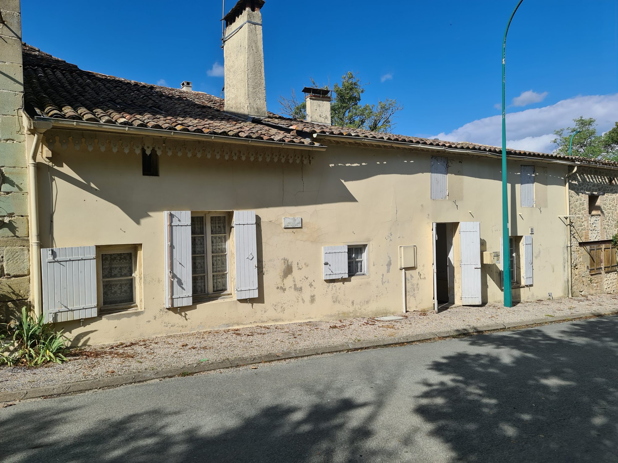 MAISON de Village en pierre