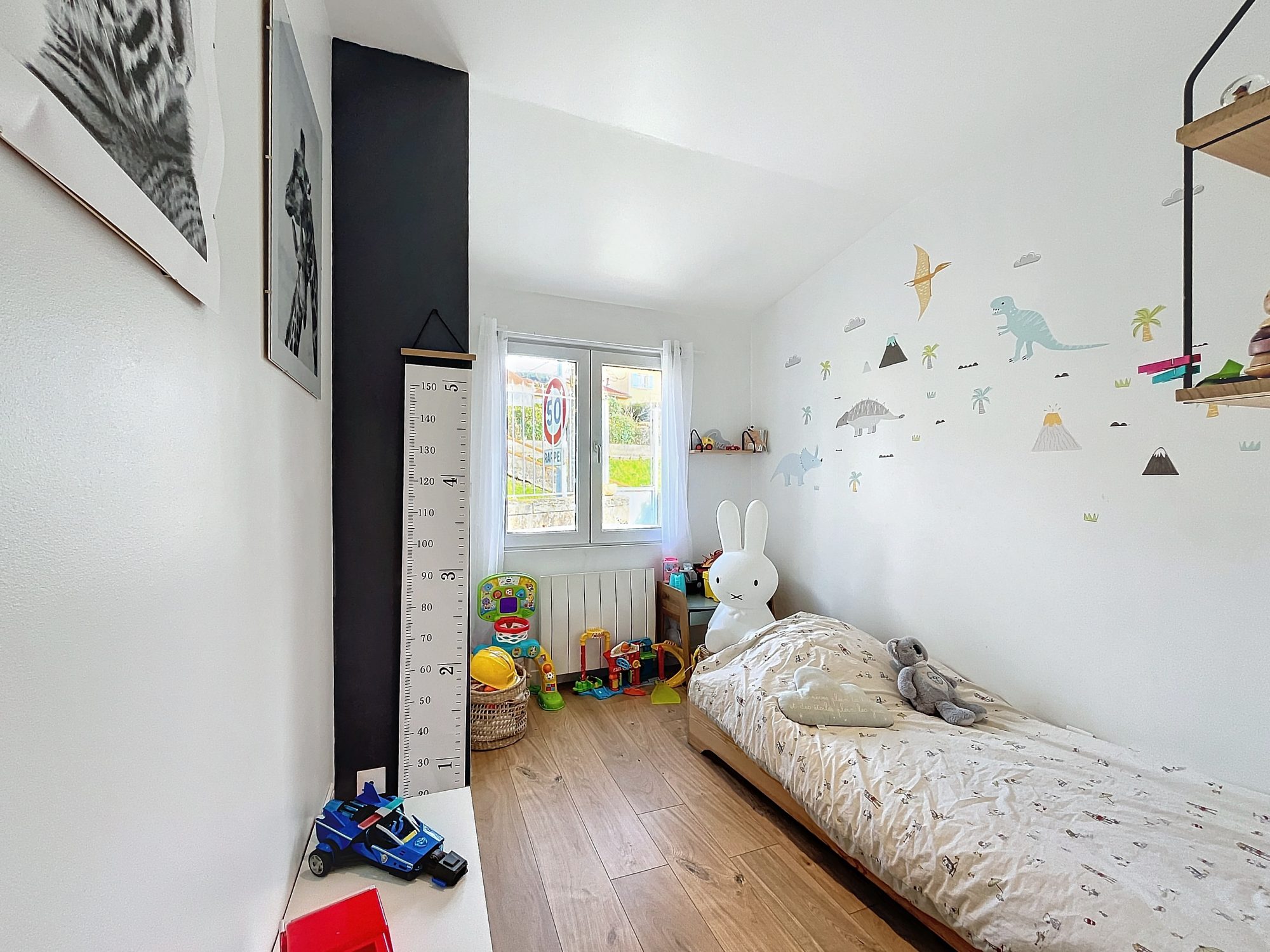 TRÈS BEL APPARTEMENT T4 AVEC GRANDE TERRASSE Tarare 69170