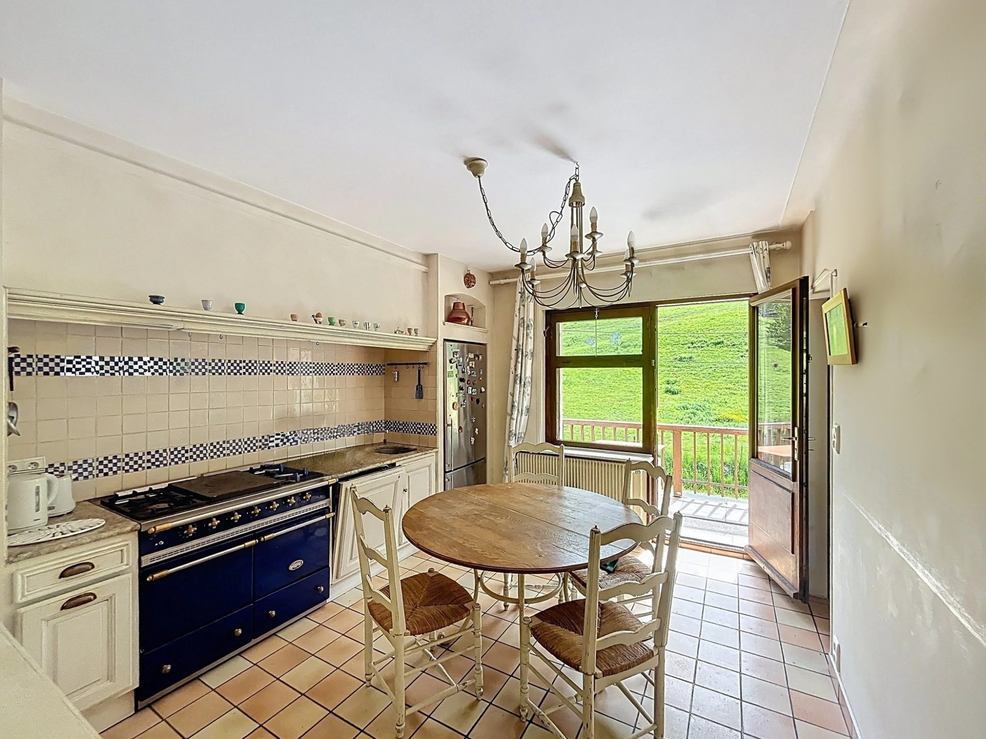 Appartement Type T4 de 147,90m² Lélex 01410