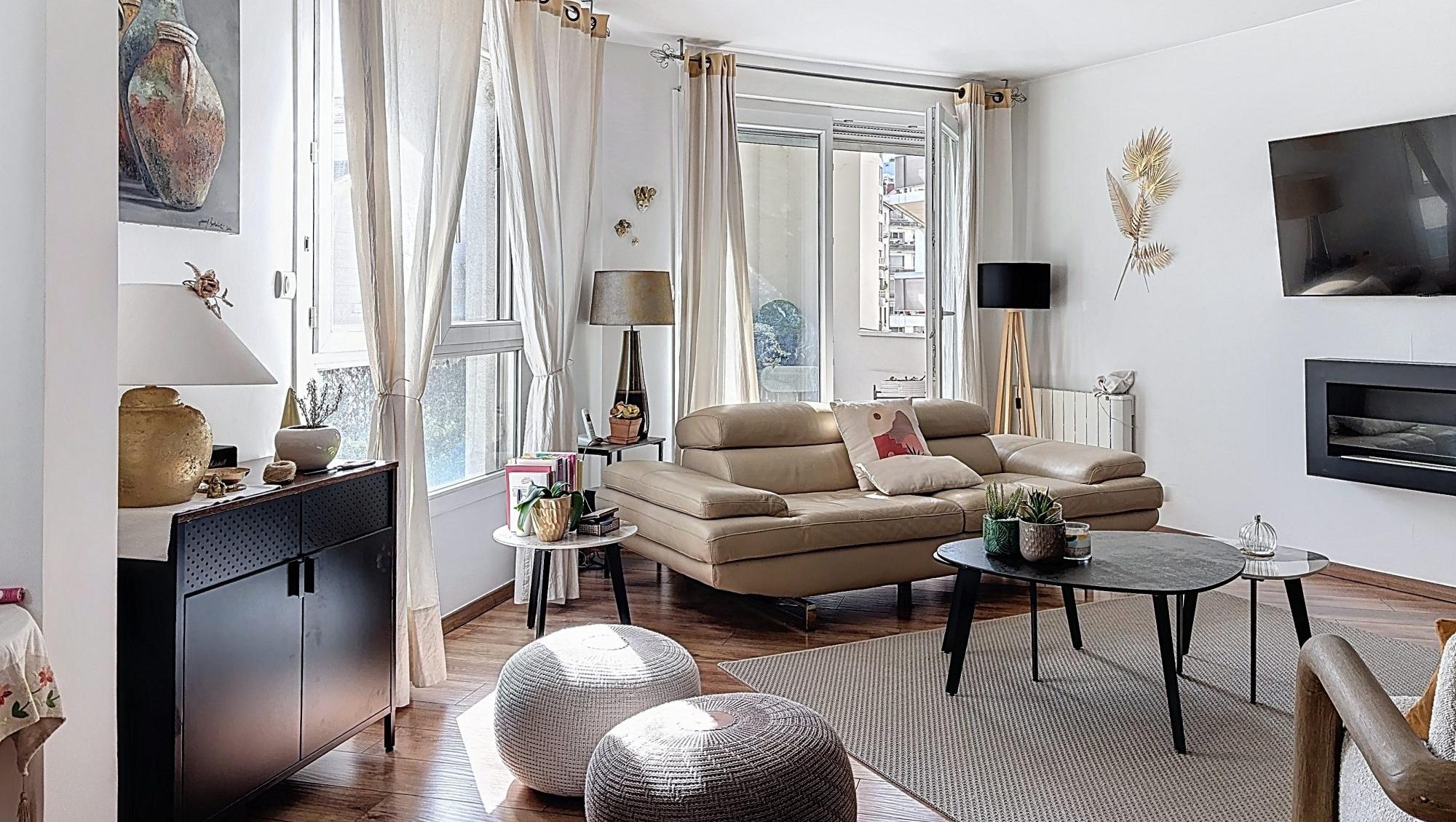 T3 de 98 m² avec balcon, métro Garibaldi, garage possible Lyon 69003