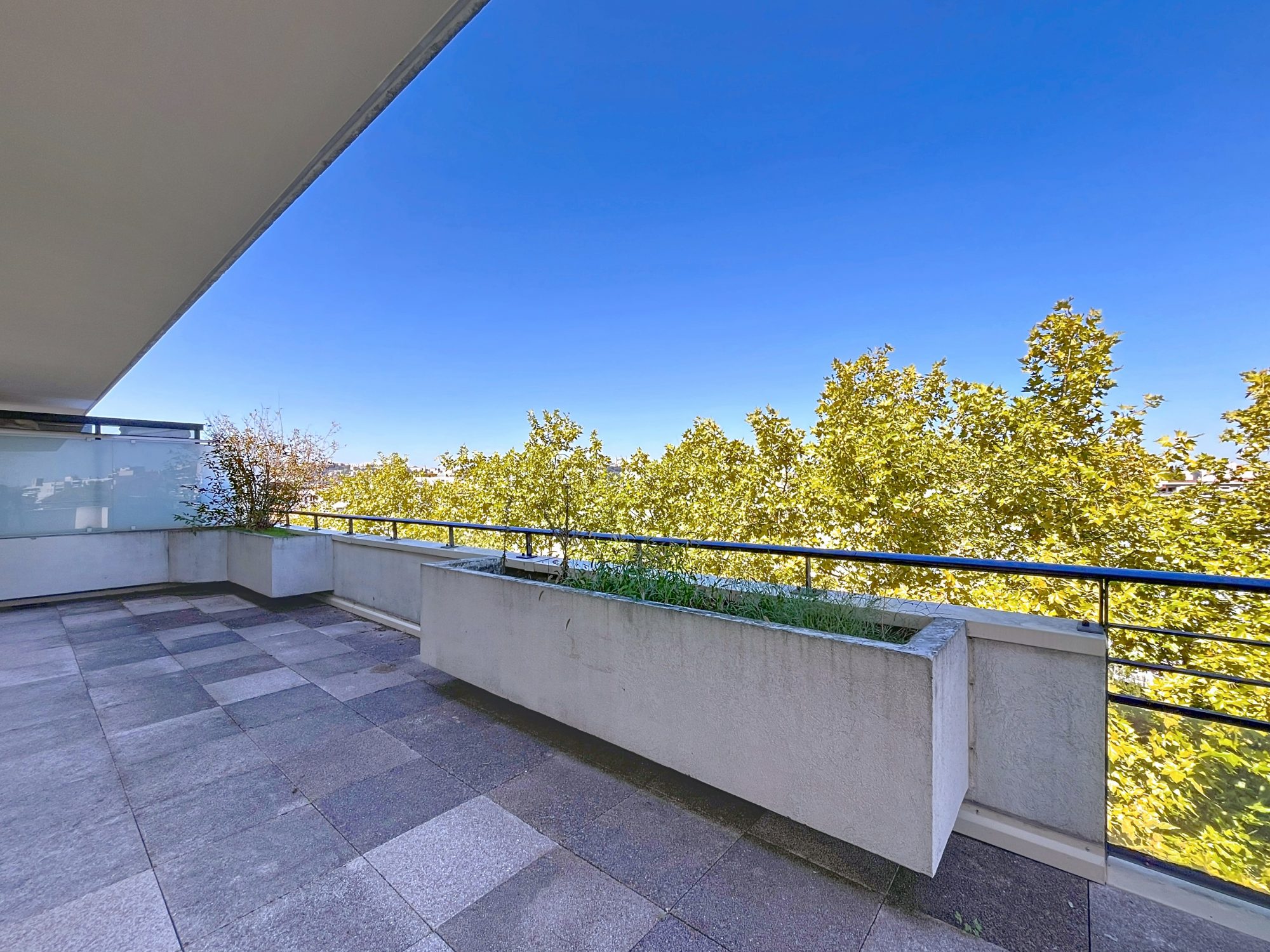 Dernier étage – Terrasse panoramique Lyon 69007