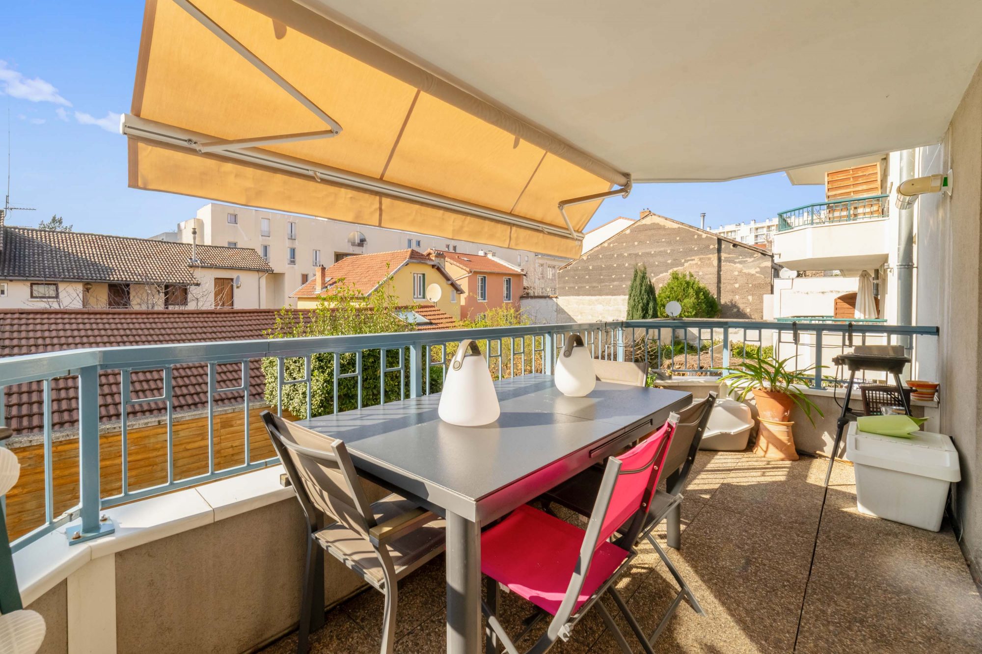 Métro Gratte Ciel, T4 de Plus de 91 M2 avec Balcon de 12 M2 et Garage double
