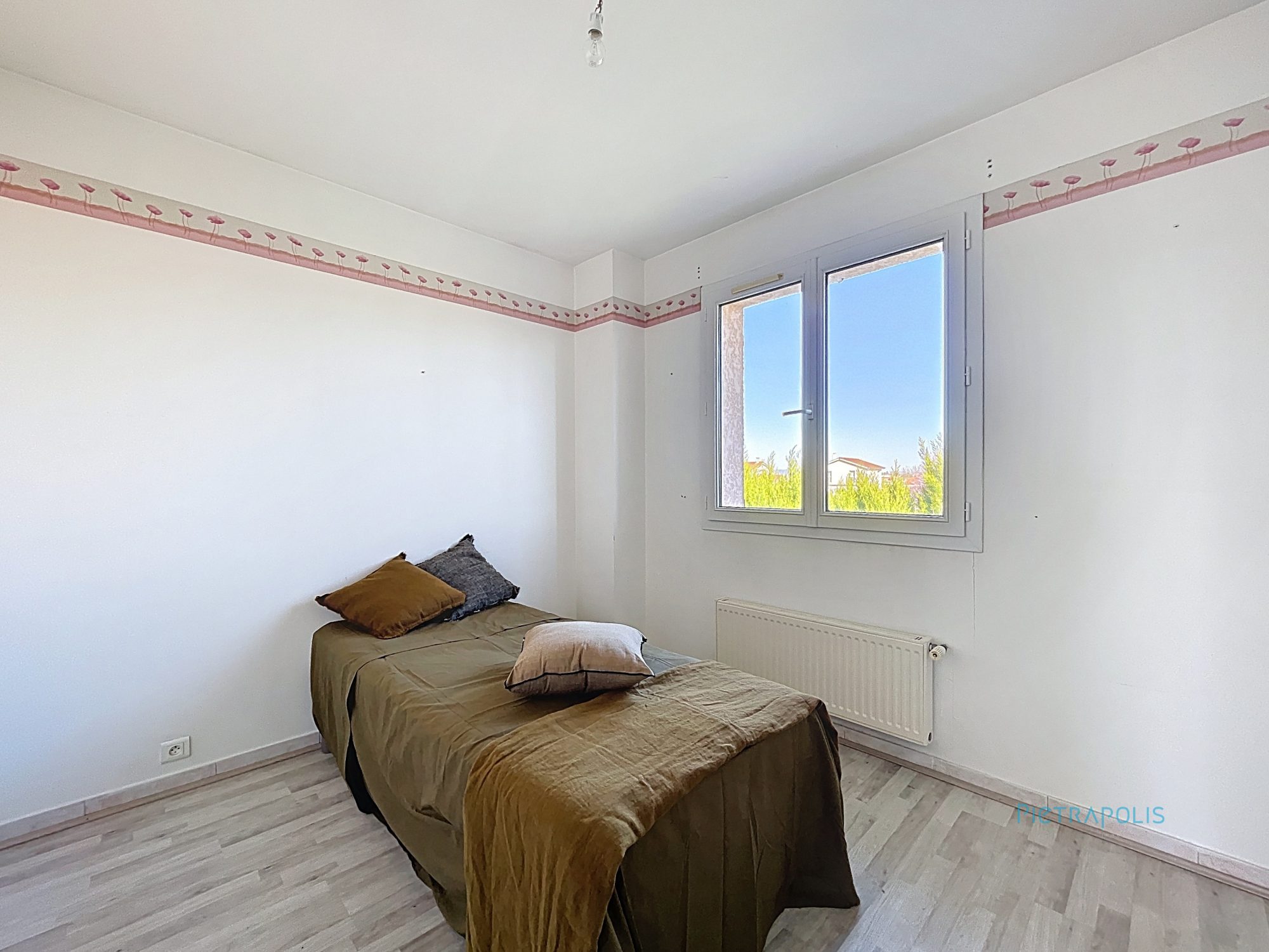 MAISON SAVIGNEUX   VENDUE Savigneux 01480