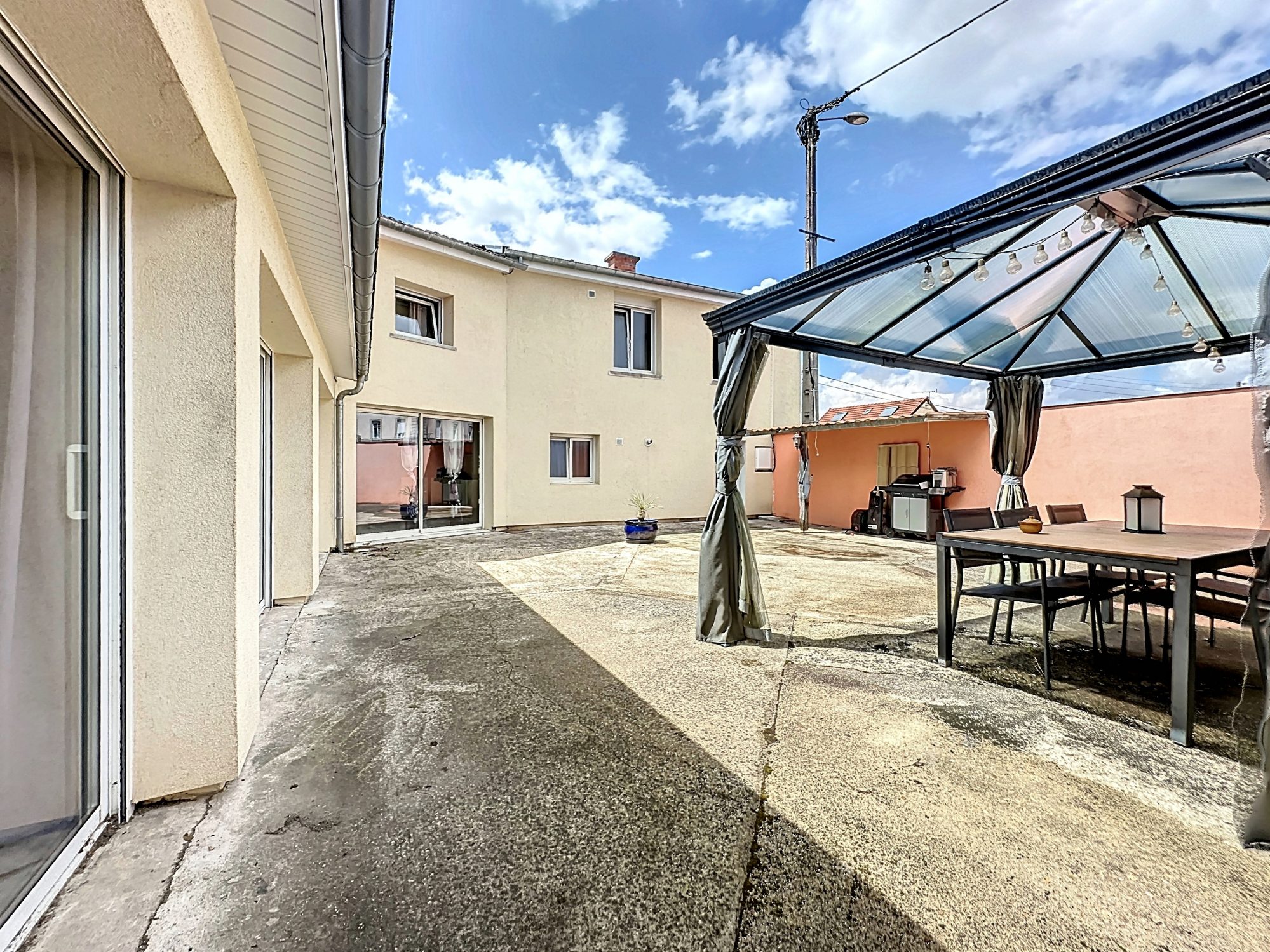 Ensemble Immobilier à fort potentiel Chaumont 52000