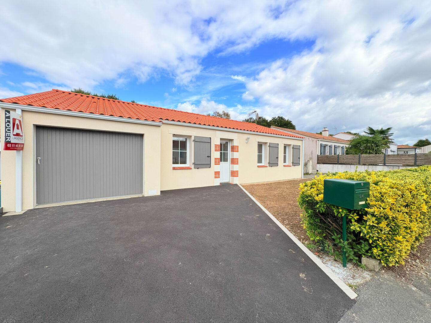 Maison Froidfond 4 pièce(s) 81 m2 FROIDFOND 85300