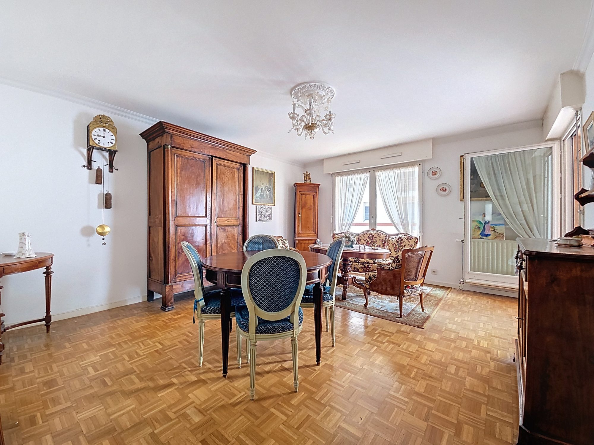 République T3 de 75 m2 avec Garage et Cave Villeurbanne 69100