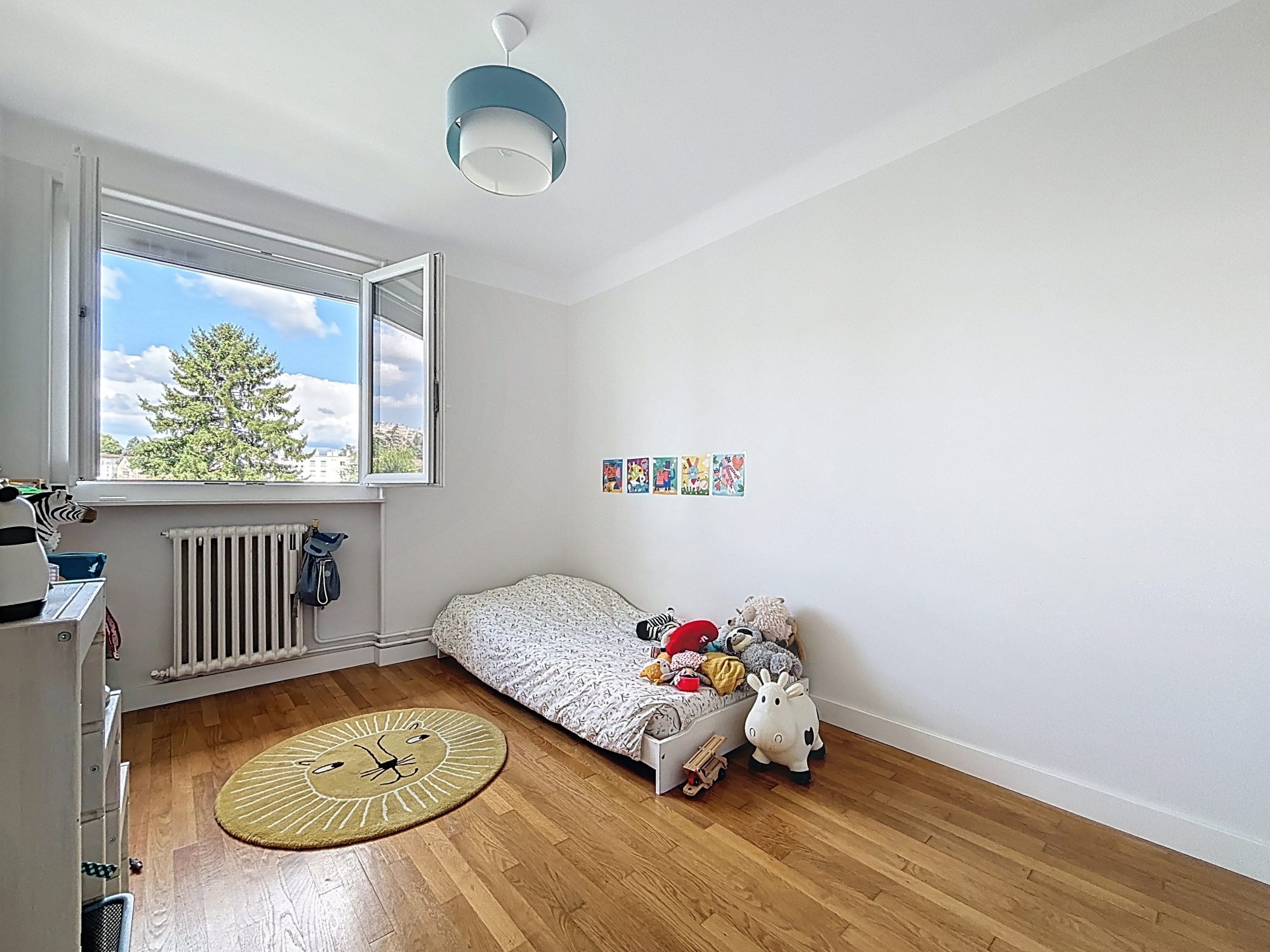 T4 de 90 m², dernier étage, balcon, garage et cave Oullins 69600