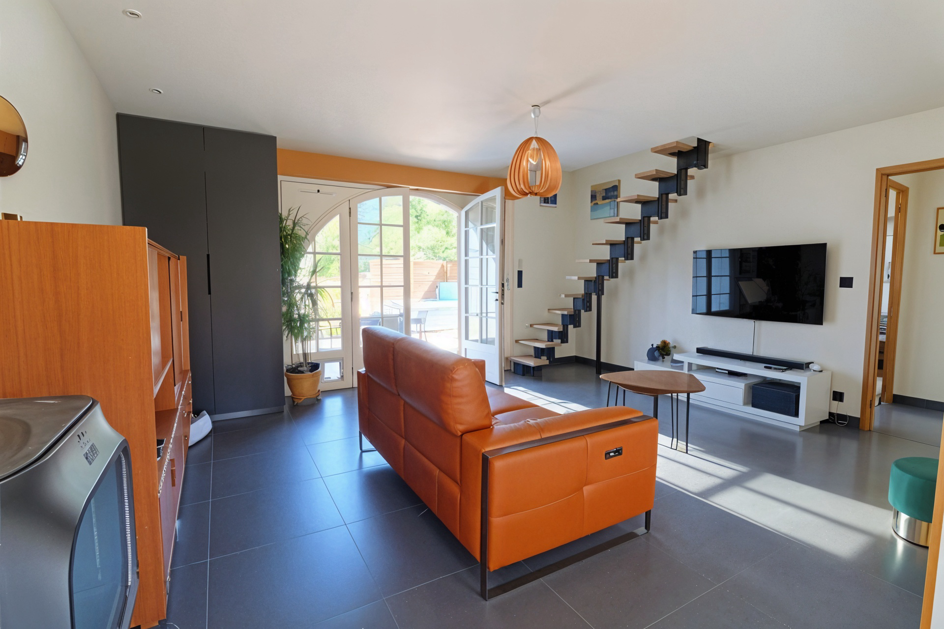 MAISON LANDAISE RENOVÉE EN LISIÉRE DE FOÊT AVEC STUDIO ATTENANT