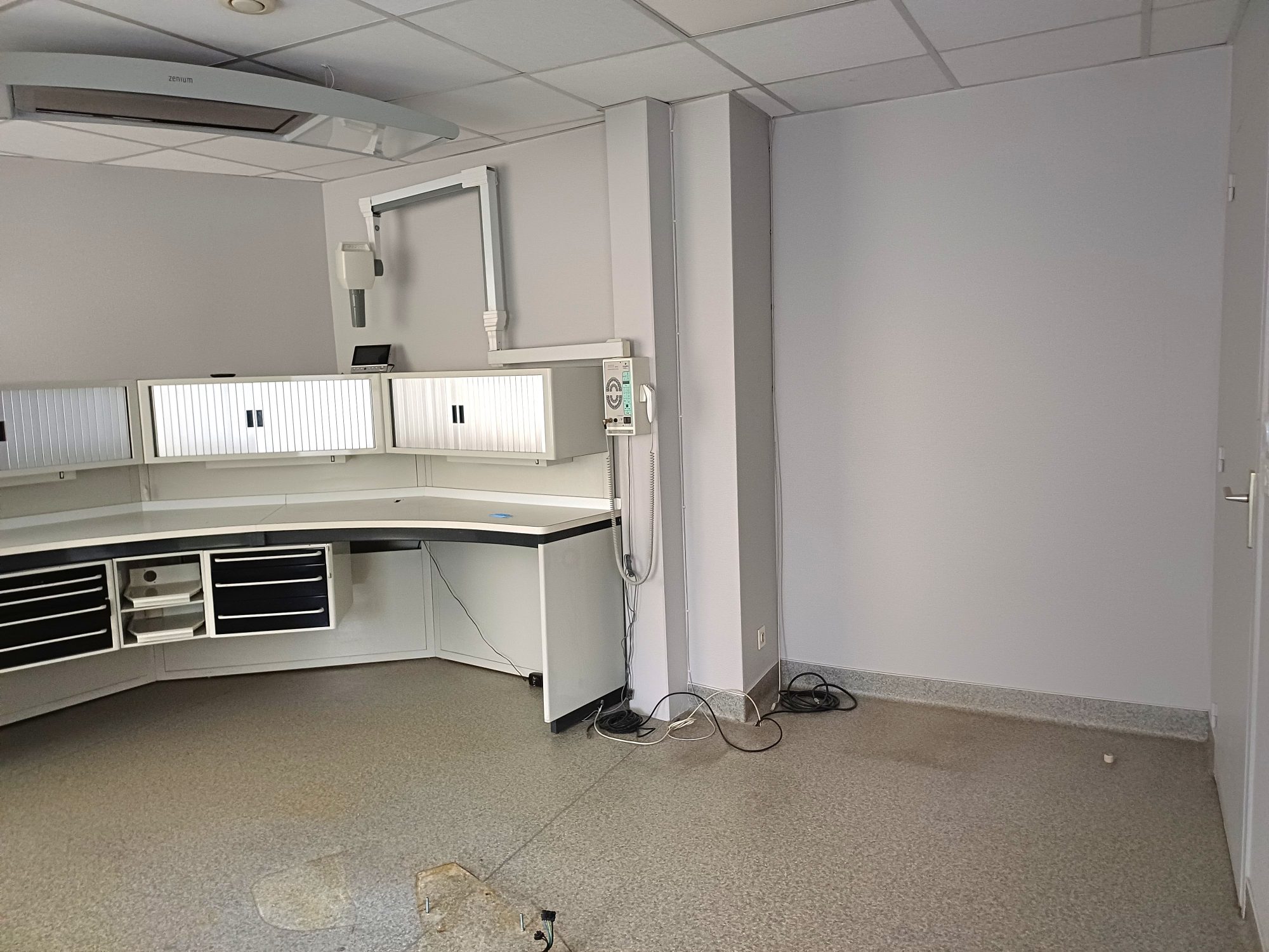 Local pouvant être transformé en appartement Tence 43190