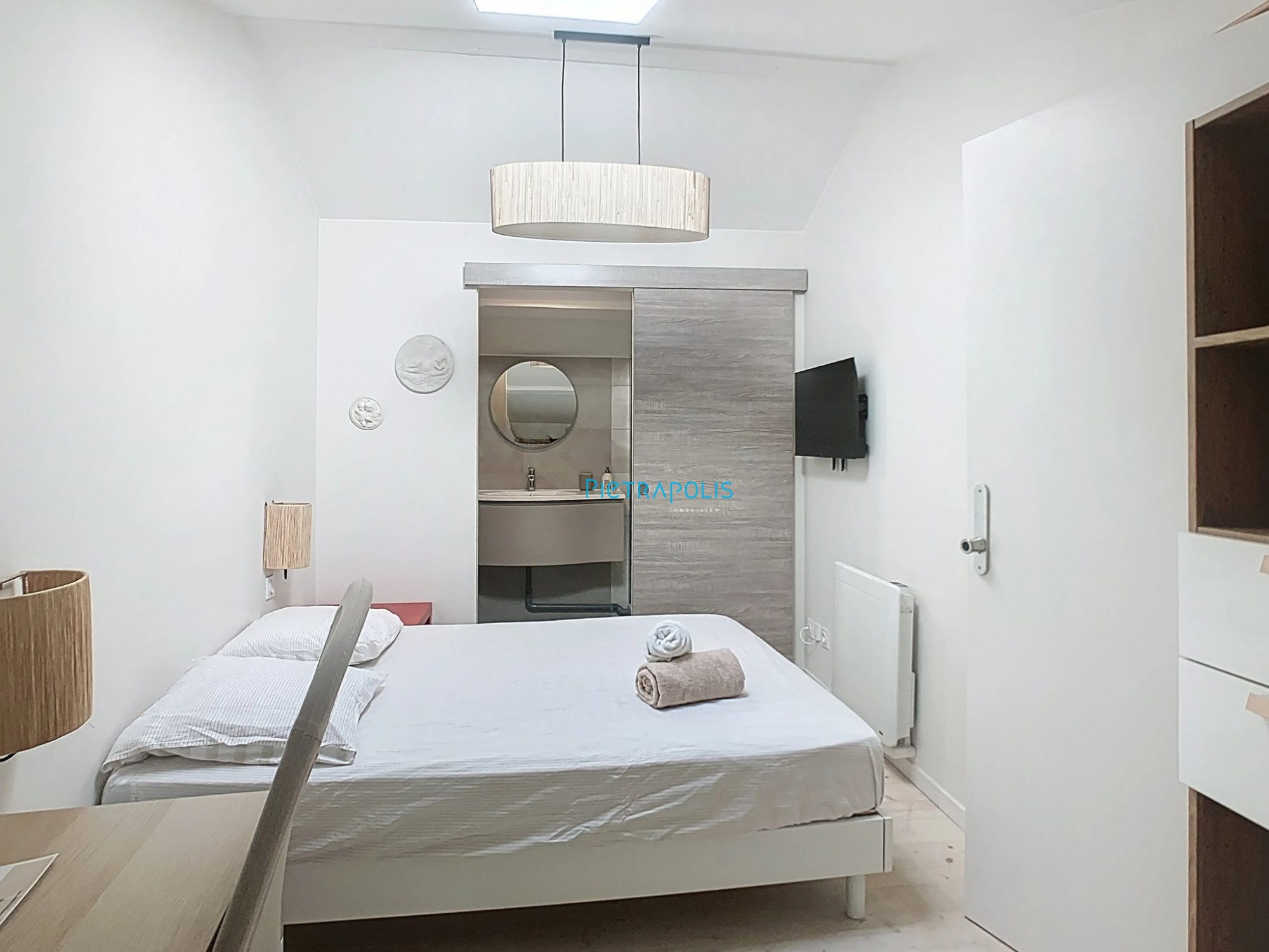 Logement - rénové 100% - 3 chambres - garage Villefranche-sur-Saône 69400