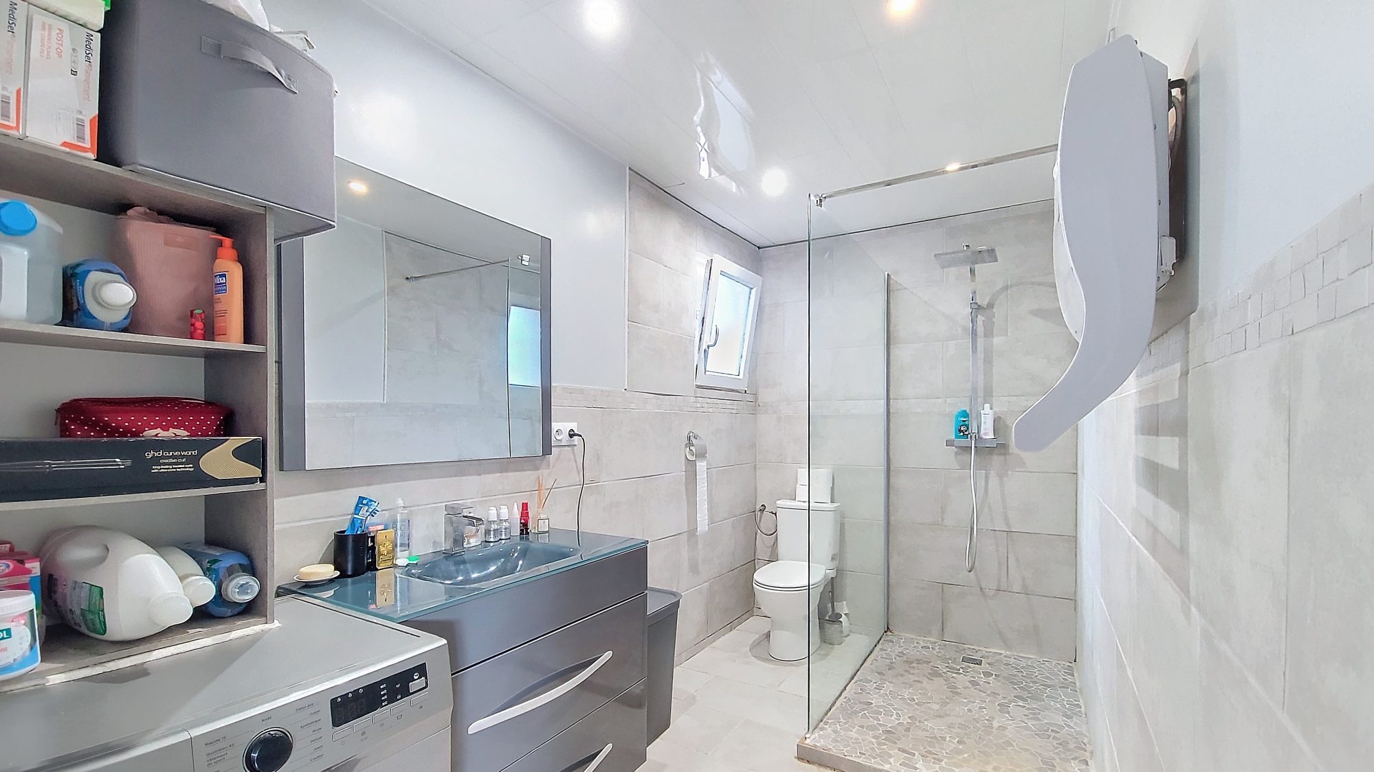 Grande Maison Familiale 180 m2 avec appartement indépendant -  Terrain de 4630 m2 Courthézon 84350