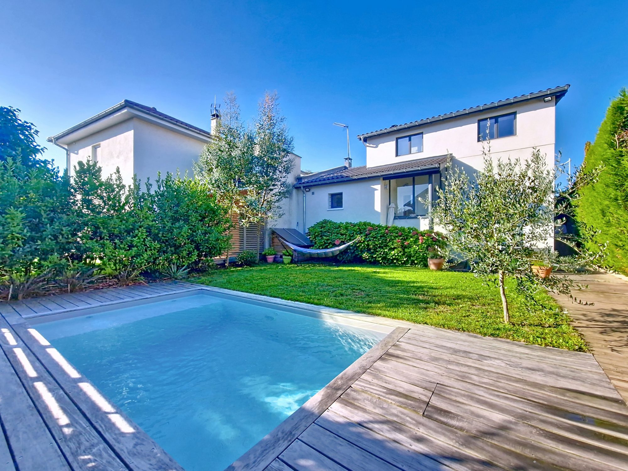 Quartier La Plaine - Charmante maison avec piscine