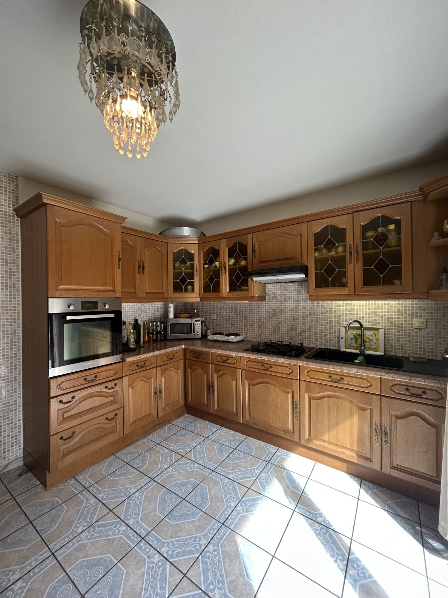 Grande maison de ville Saint-Étienne Bellevue, petit extérieur et terrasse, proximité toutes commodités Saint-Étienne 42100