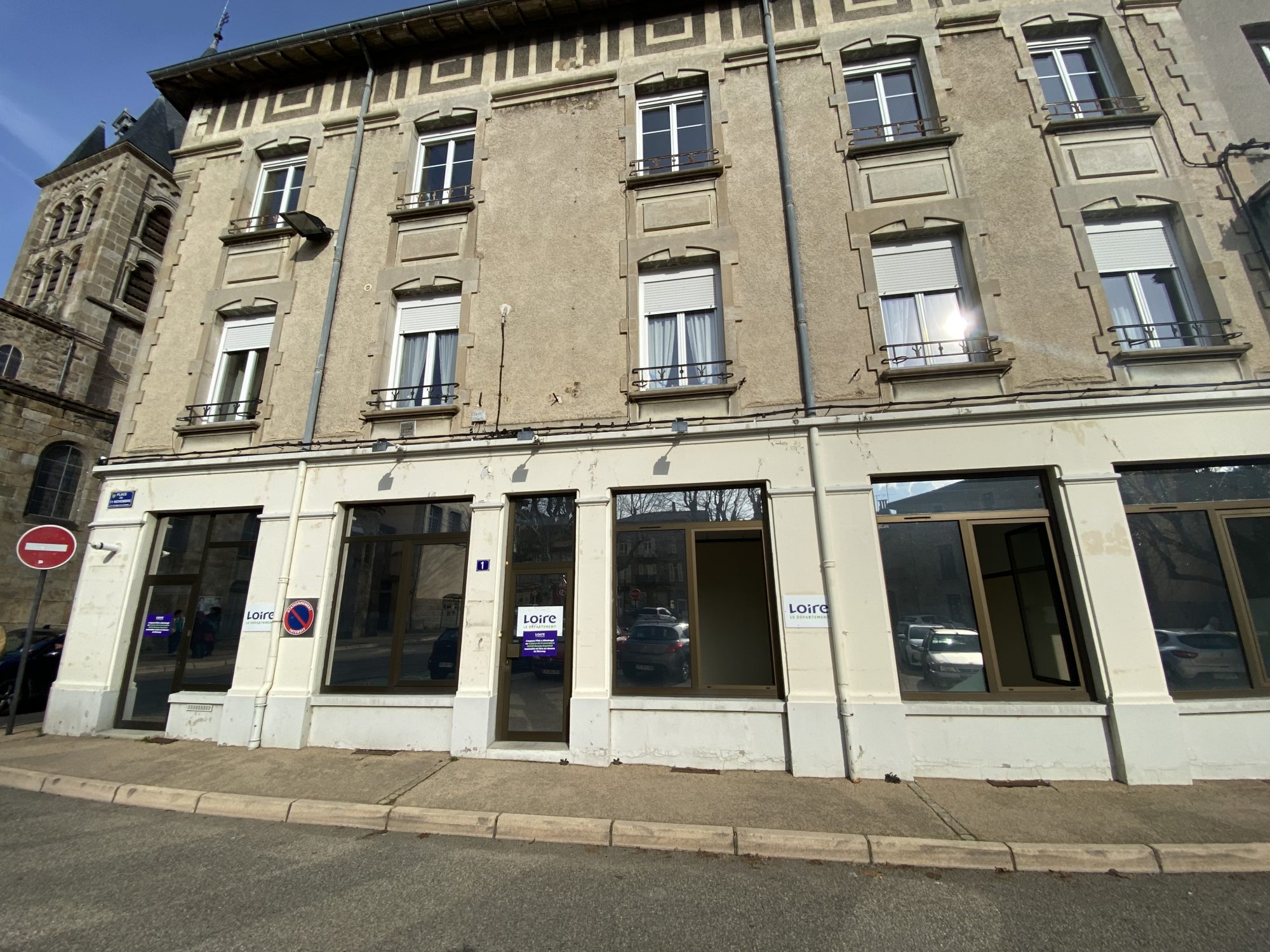 Murs commericaux