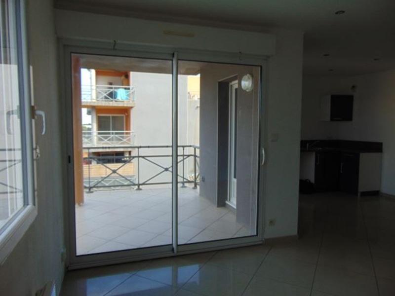 T4 Agde  - 75 m² avec terrasse, garage et parking. AGDE 34300