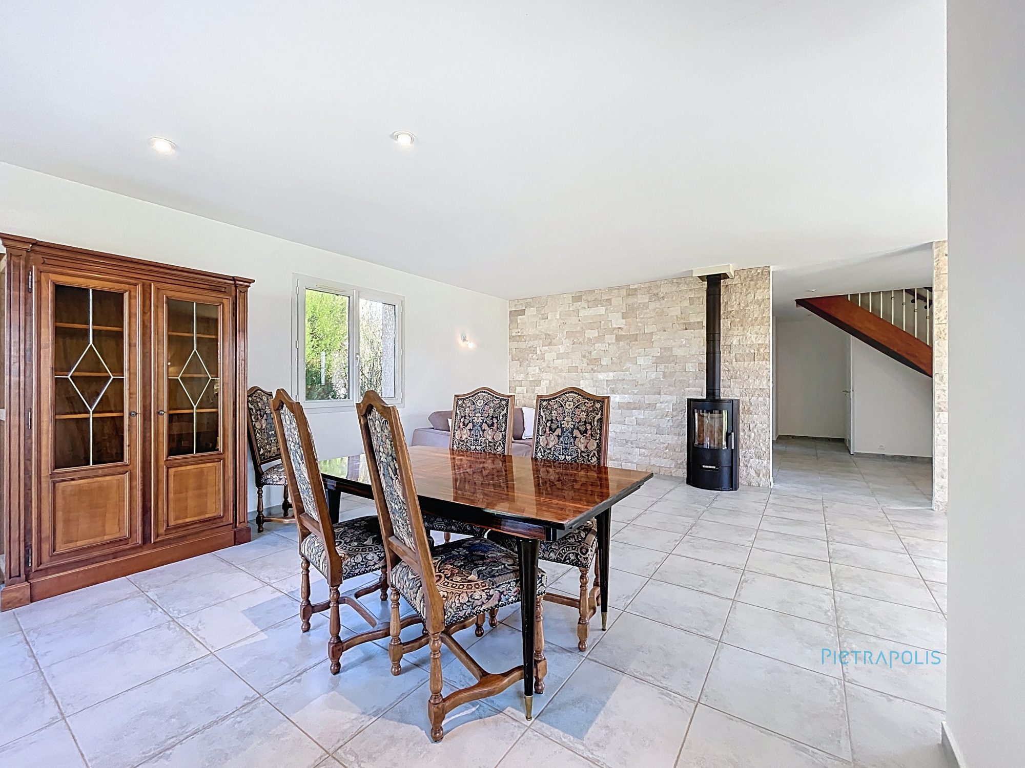 MAISON SAVIGNEUX   VENDUE Savigneux 01480