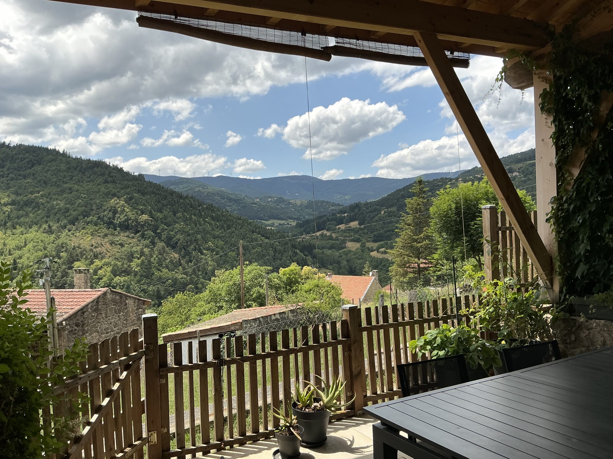 Maison - 6 pièces - 130 m² - Satillieu (07290)