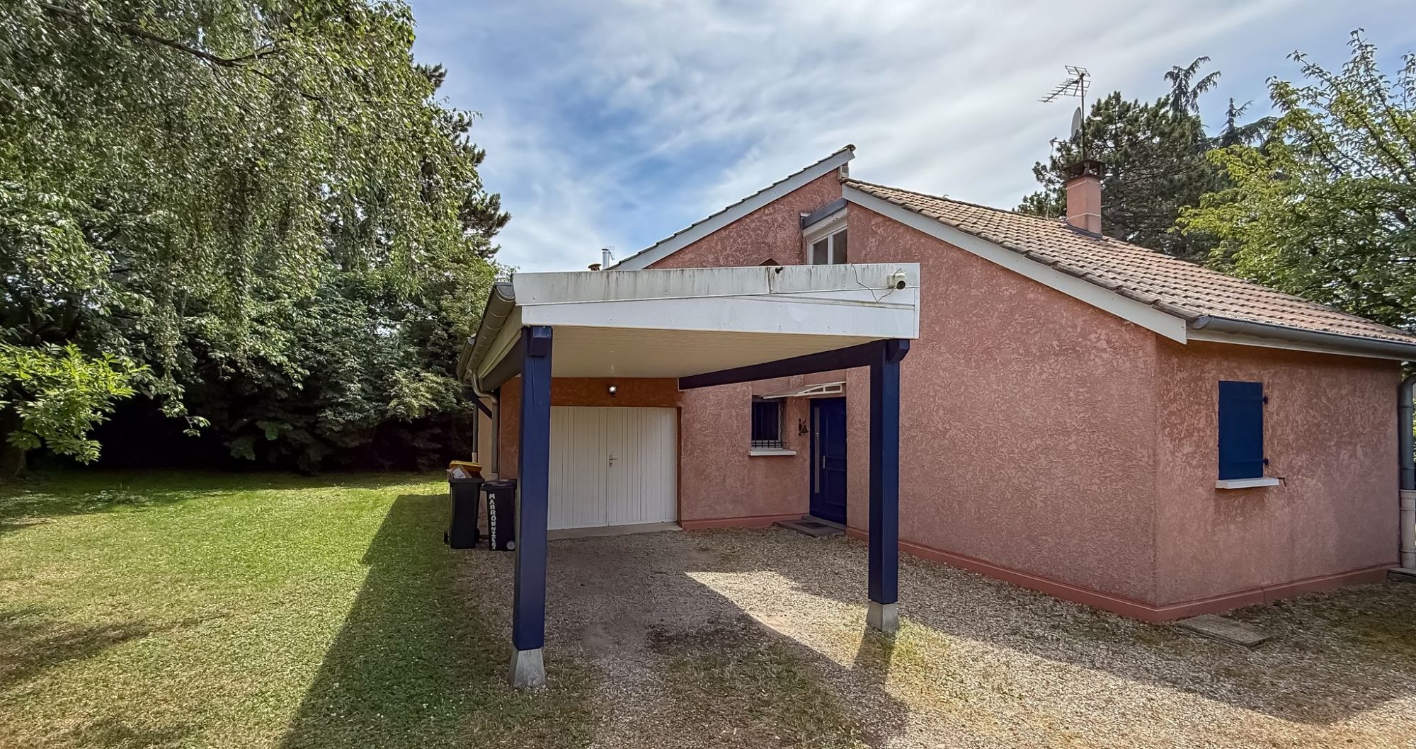 Maison 5 chambres/grand jardin et   garage Fontaines-sur-Saône 69270