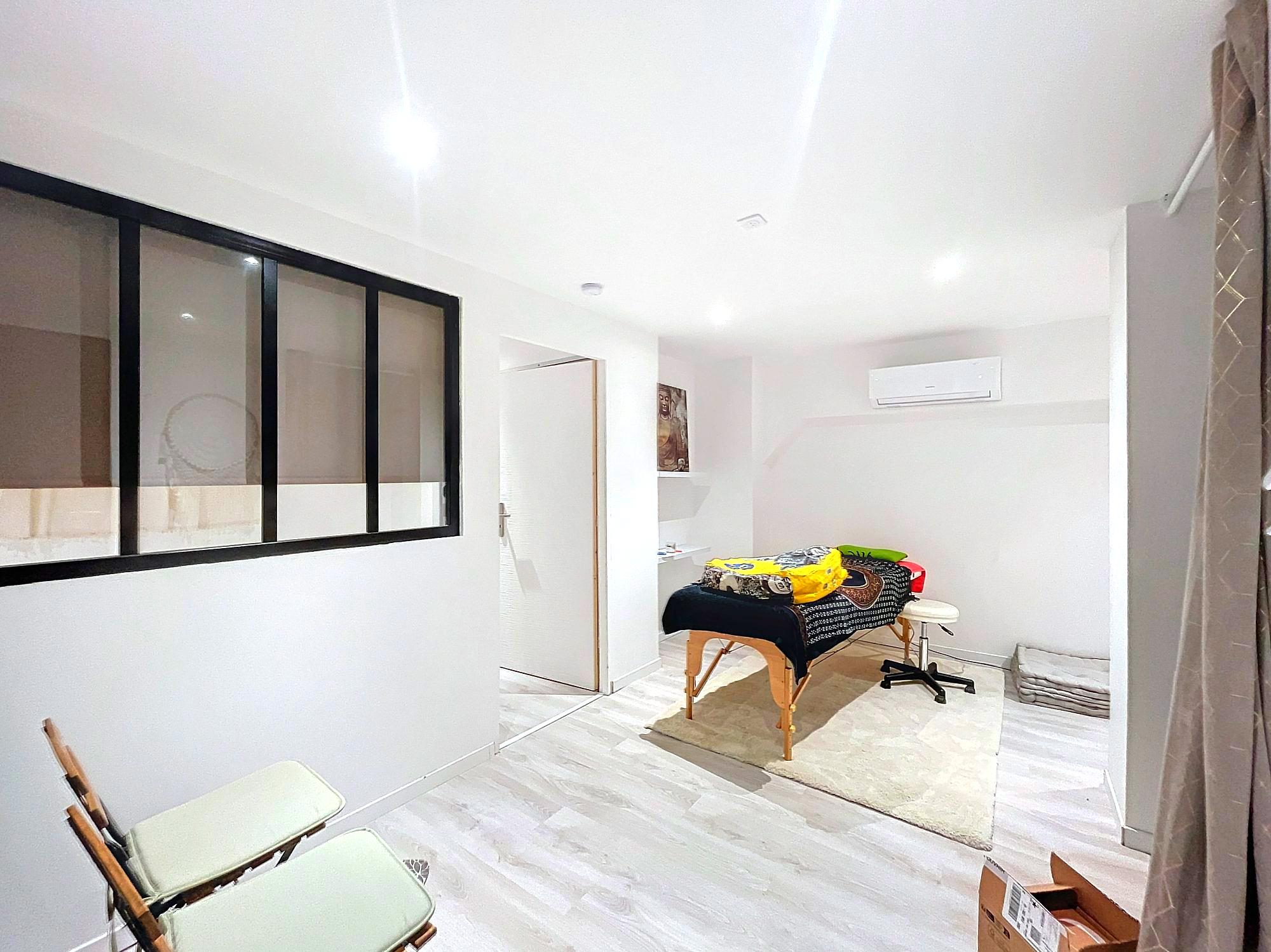 SETE - Quartier Corniche - Murs commerciaux de 87m² Sète 34200