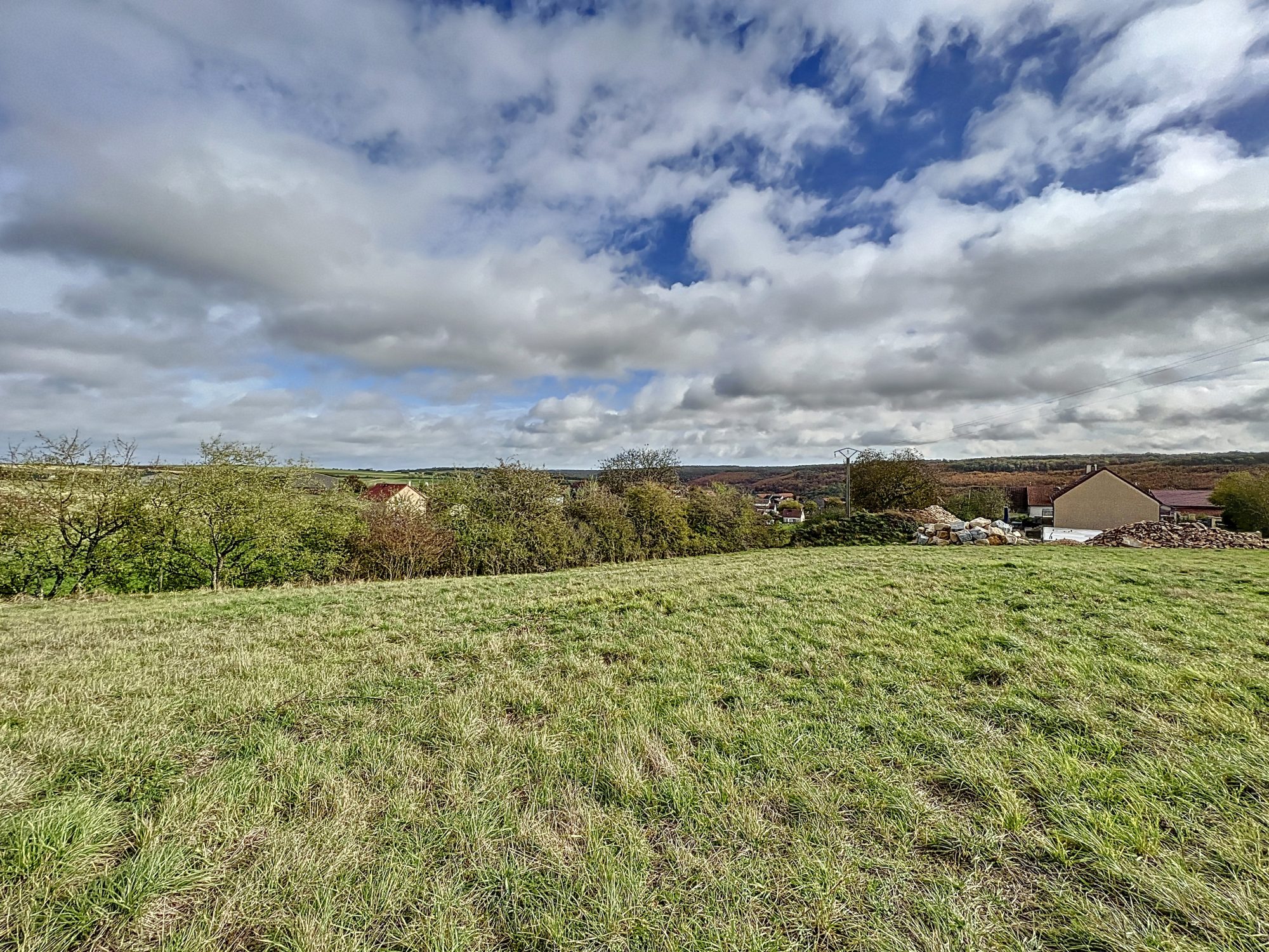 Terrain constructible hors lotissement