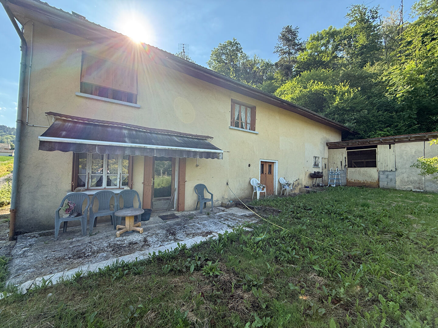 Maison à rénover Cuisia / 137 m² / 5 pièces / 4 chambres / 21 987 m² de terrain