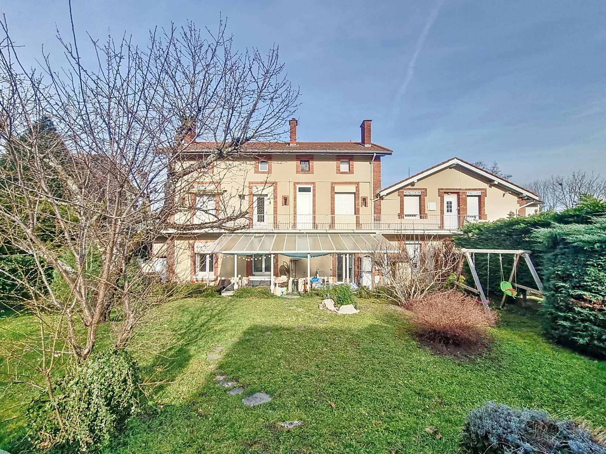 tènement de 5 logements