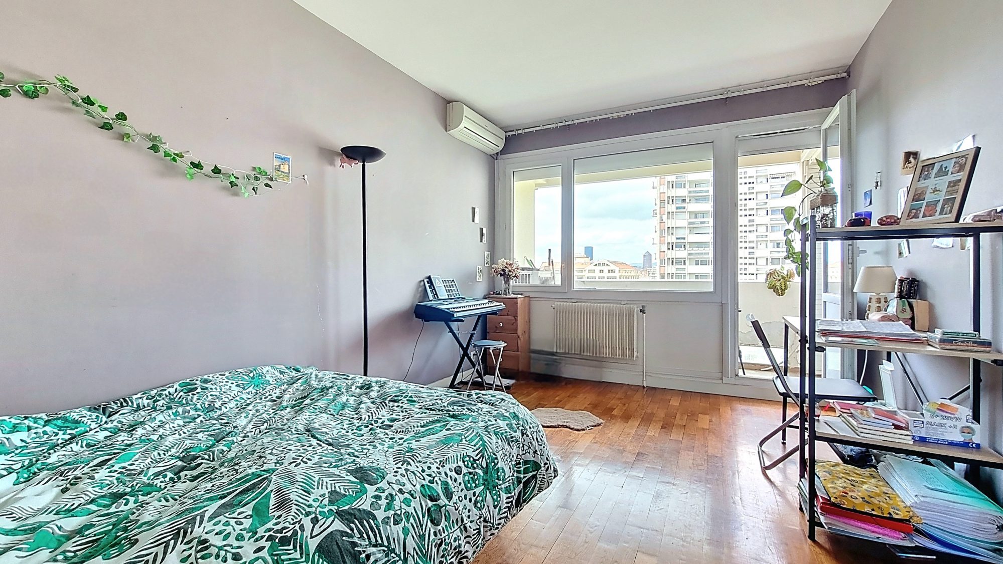 VUE DEGAGEE SANS VIS A VIS - T3 80 m² climatisé avec terrasse - Parking possible Villeurbanne 69100