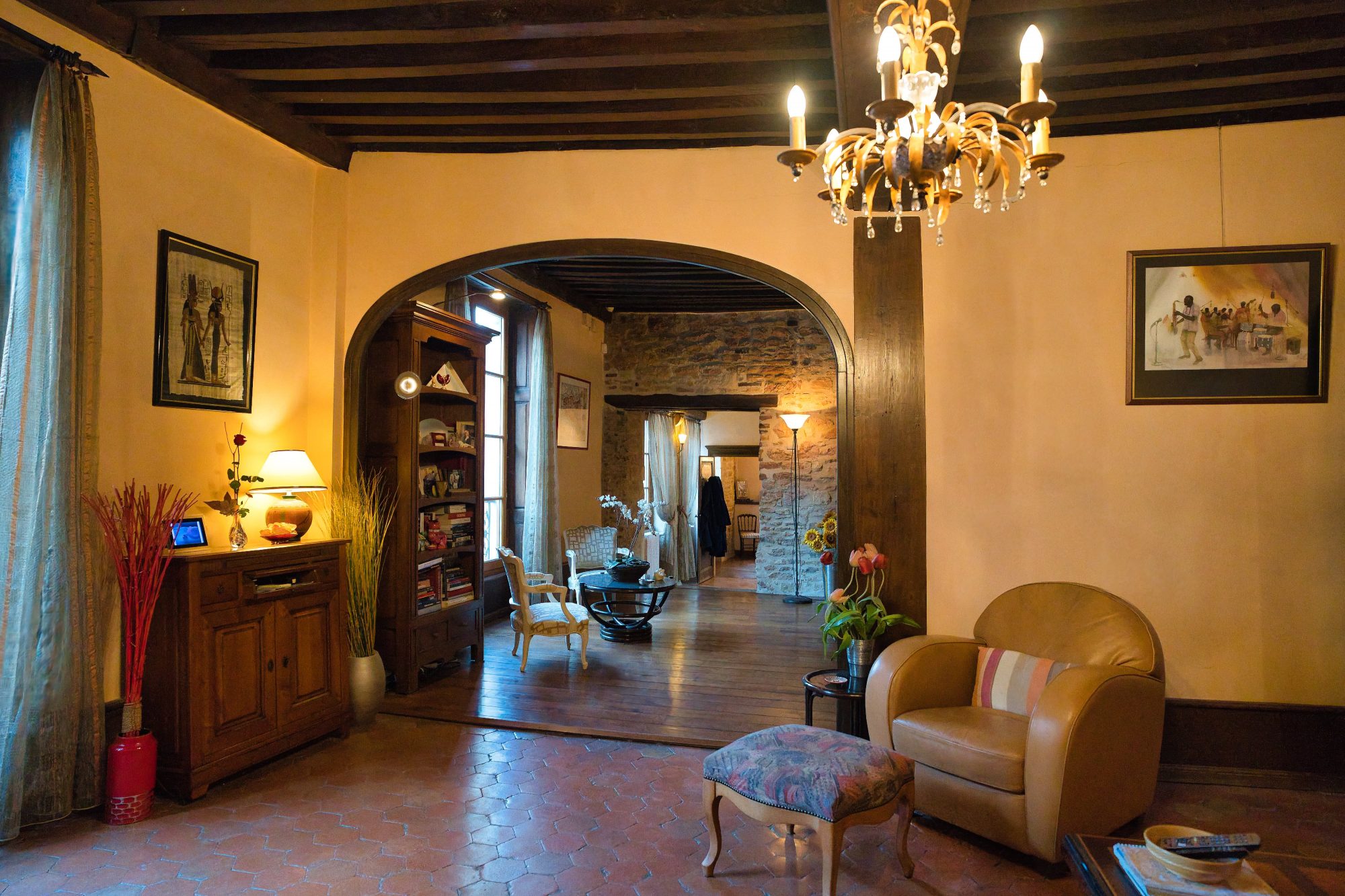 MAISON DE CARACTERE EN PIERRE Tournus 71700