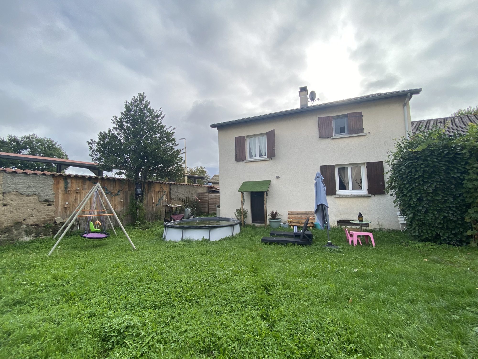 Maison - 5 pièces - 120 m² - Bas-en-Basset (43210)