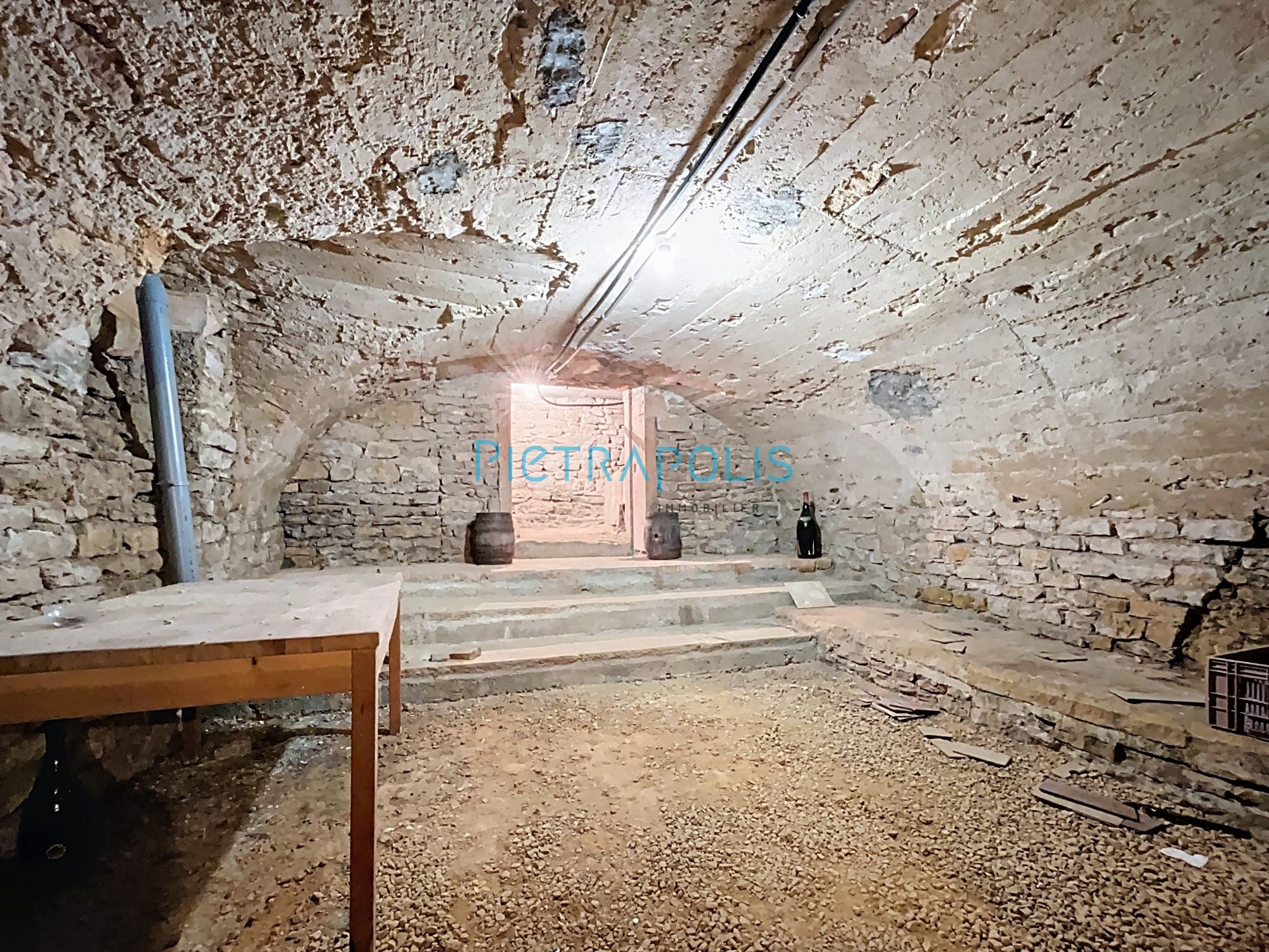 Propriété d'exception en pierres dorées - 9 pièces -280 m² hab - Terrain 1598 m² Marcy 69480