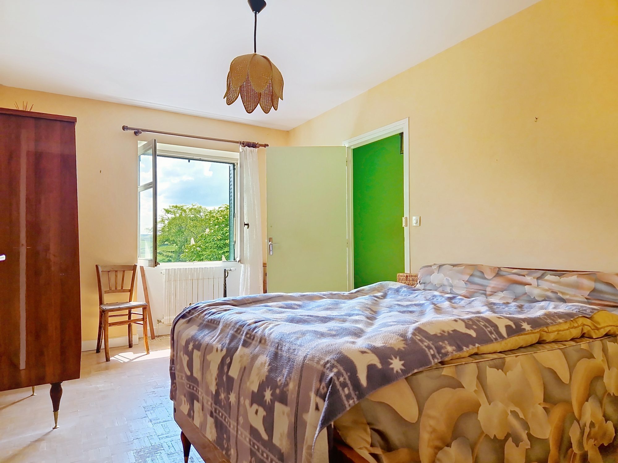 Maison en pierre – 4 chambres – 148 m² habitables – à réinventer selon vos envies Colombier-en-Brionnais 71800