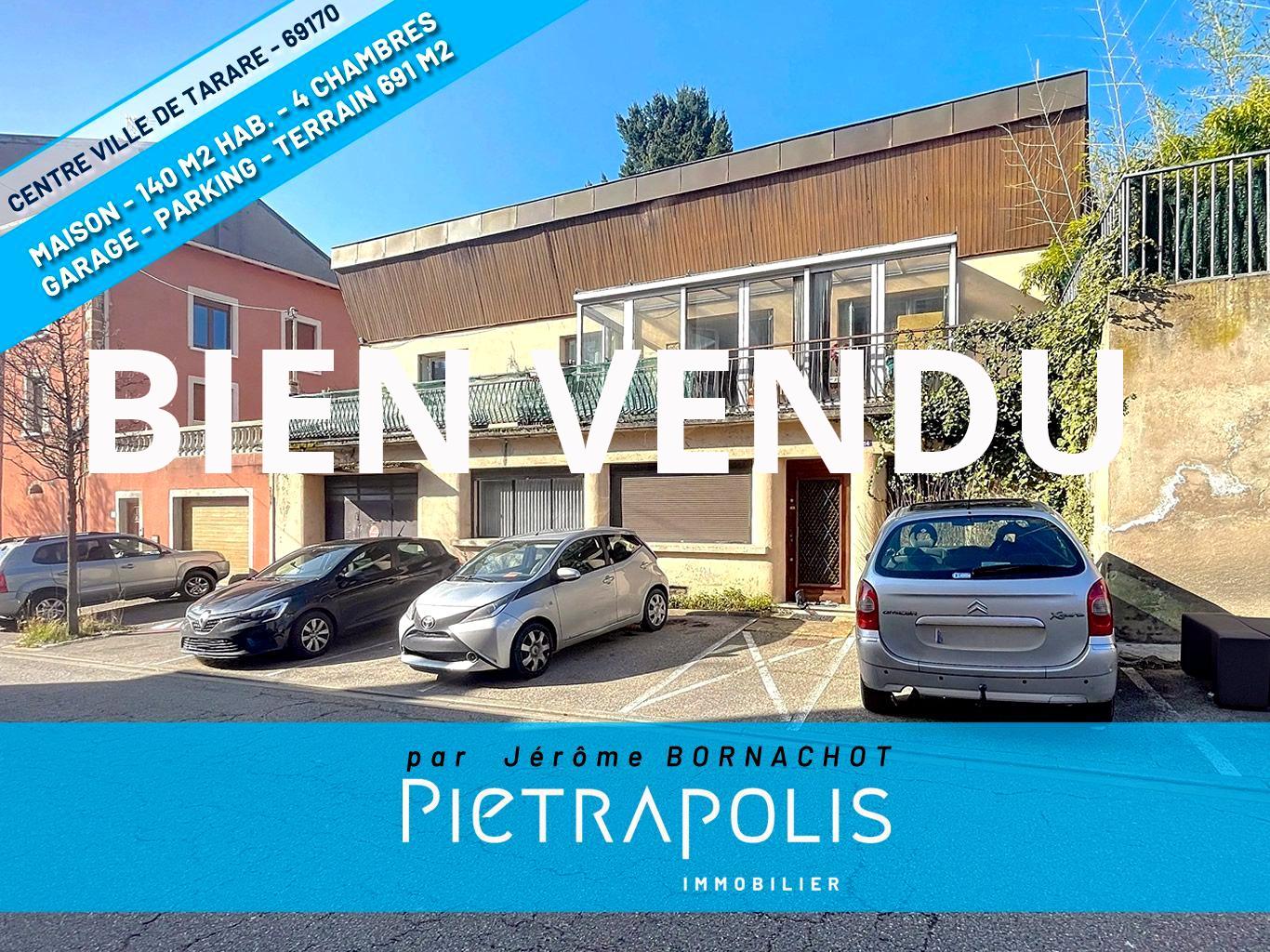 A TARARE MAISON CENTRE VILLE - 140 M2 - 4 CHAMBRES - CALME - LUMINOSITÉ - TERRAIN CLOS ARBORÉ 700 M2