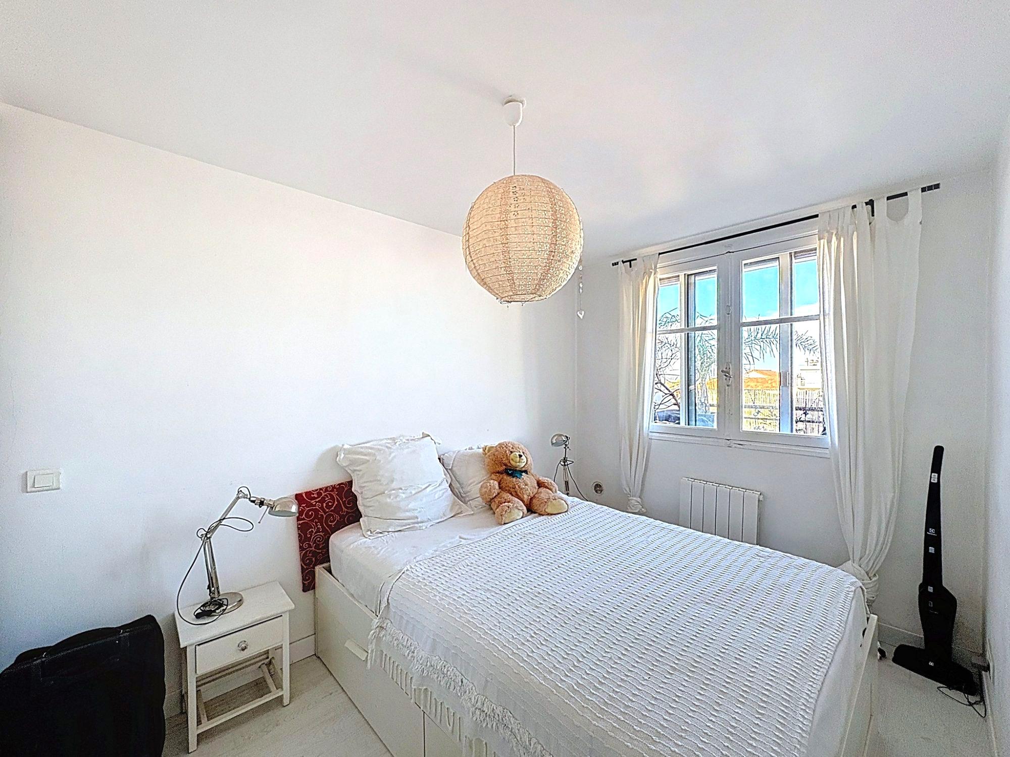 EXCLUSIVITÉ - PALAVAS LES FLOTS - Centre Ville : Appartement T3 38m², terrasse 20m² avec vue Palavas-les-Flots 34250
