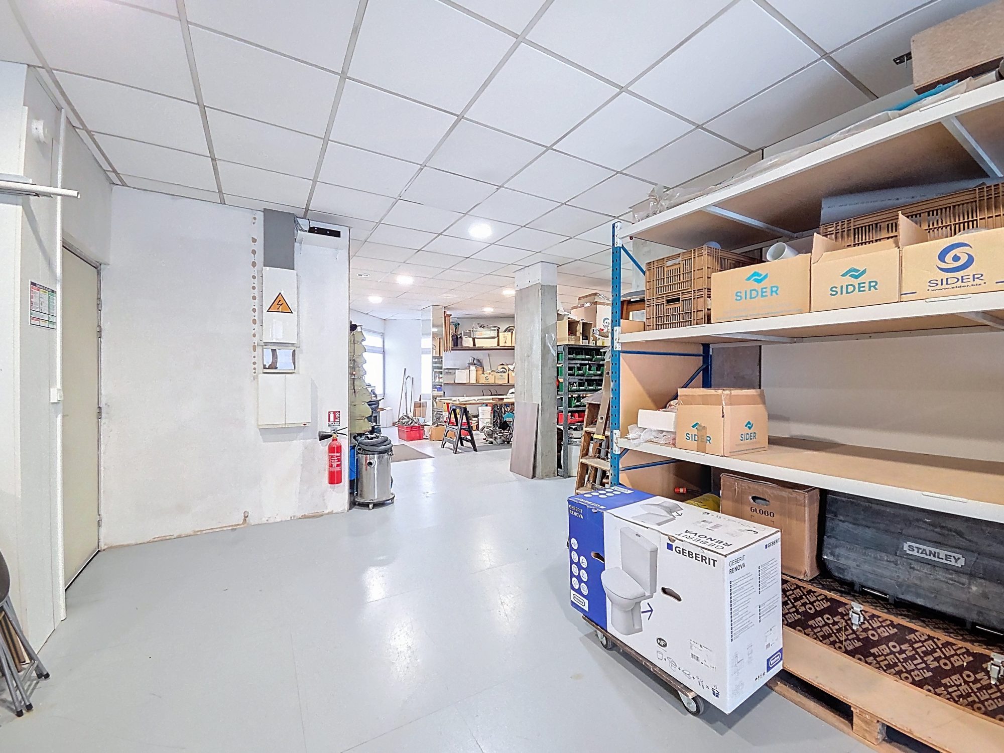 LOCAL COMMERCIAL - BUREAUX 128M2 DIVISIBLES Lyon 69007