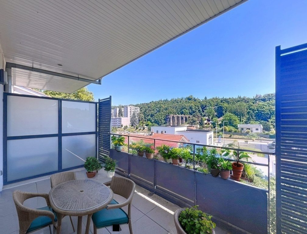 JOLI APPARTEMENT T3 DE 70,49m2 AVEC BALCON ET GARAGE FERME