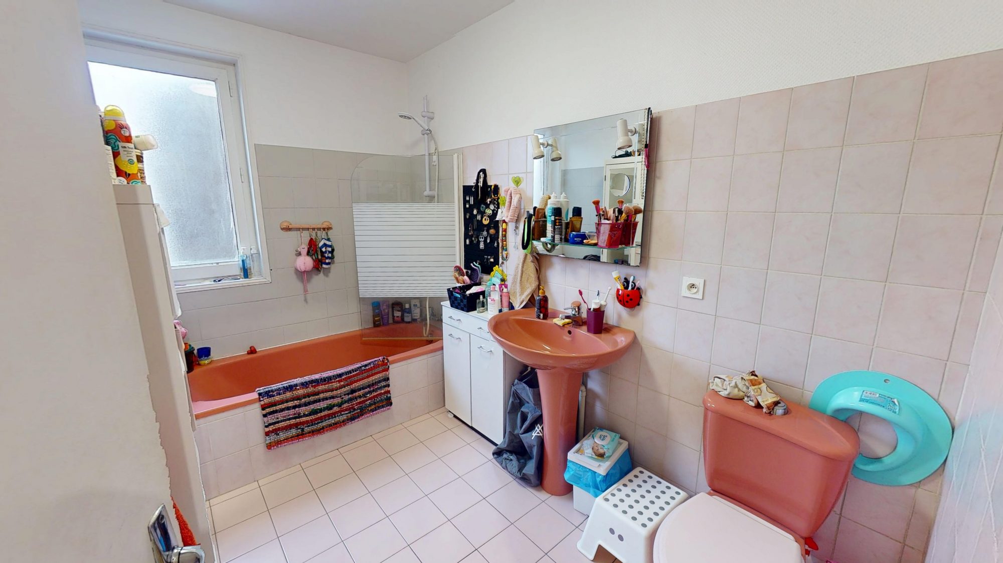 Maison - 5 pièces - 120 m² - Bas-en-Basset (43210)