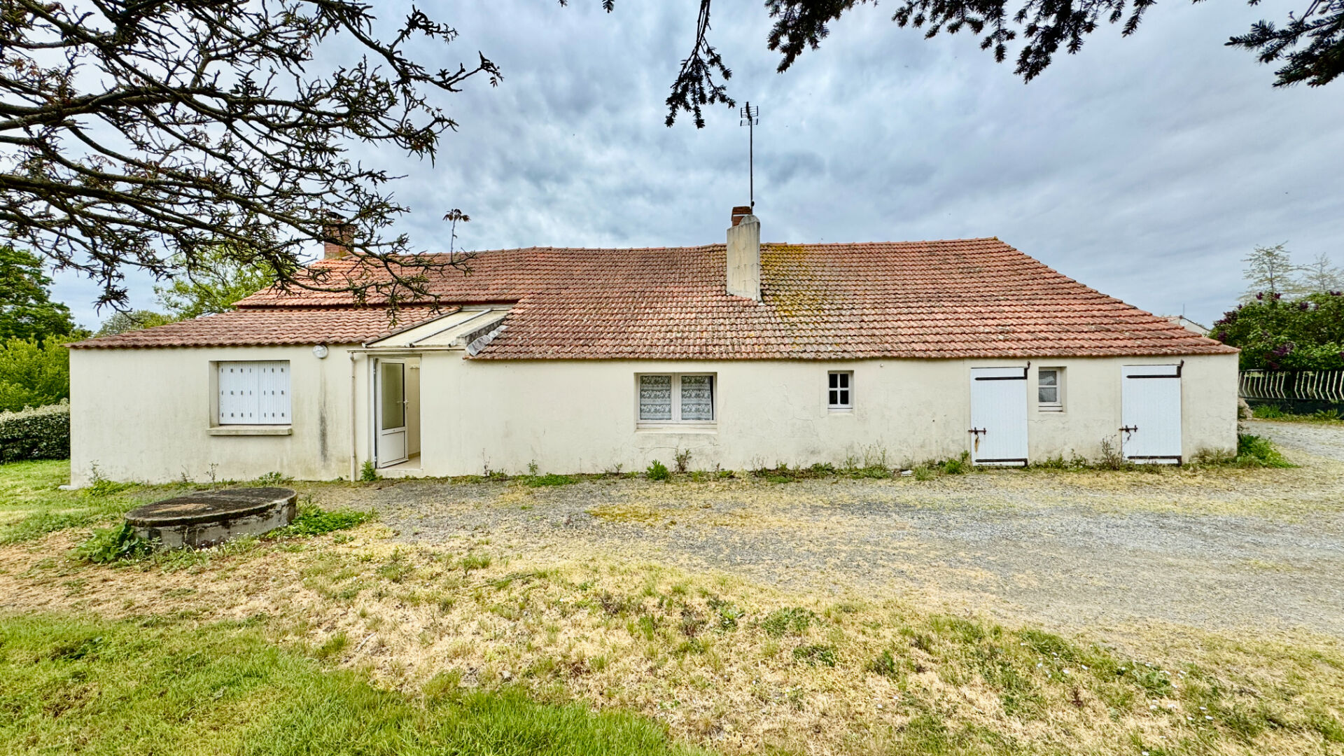 Maison Landevielle 4 pièce(s) LANDEVIEILLE 85220