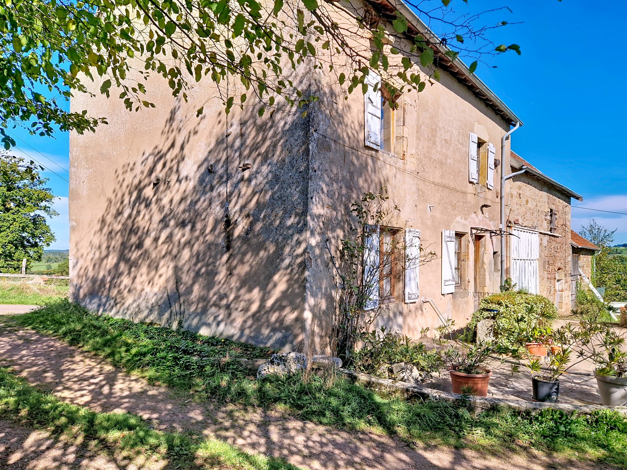 🏡 Maison à rénover avec vue sur dégagée Colombier-en-Brionnais 71800