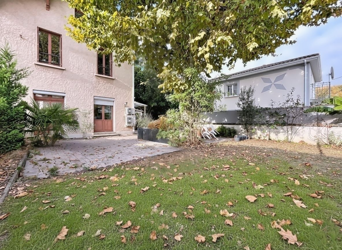 Maison de ville avec jardin – Montée Bon Accueil, Vienne Vienne 38200