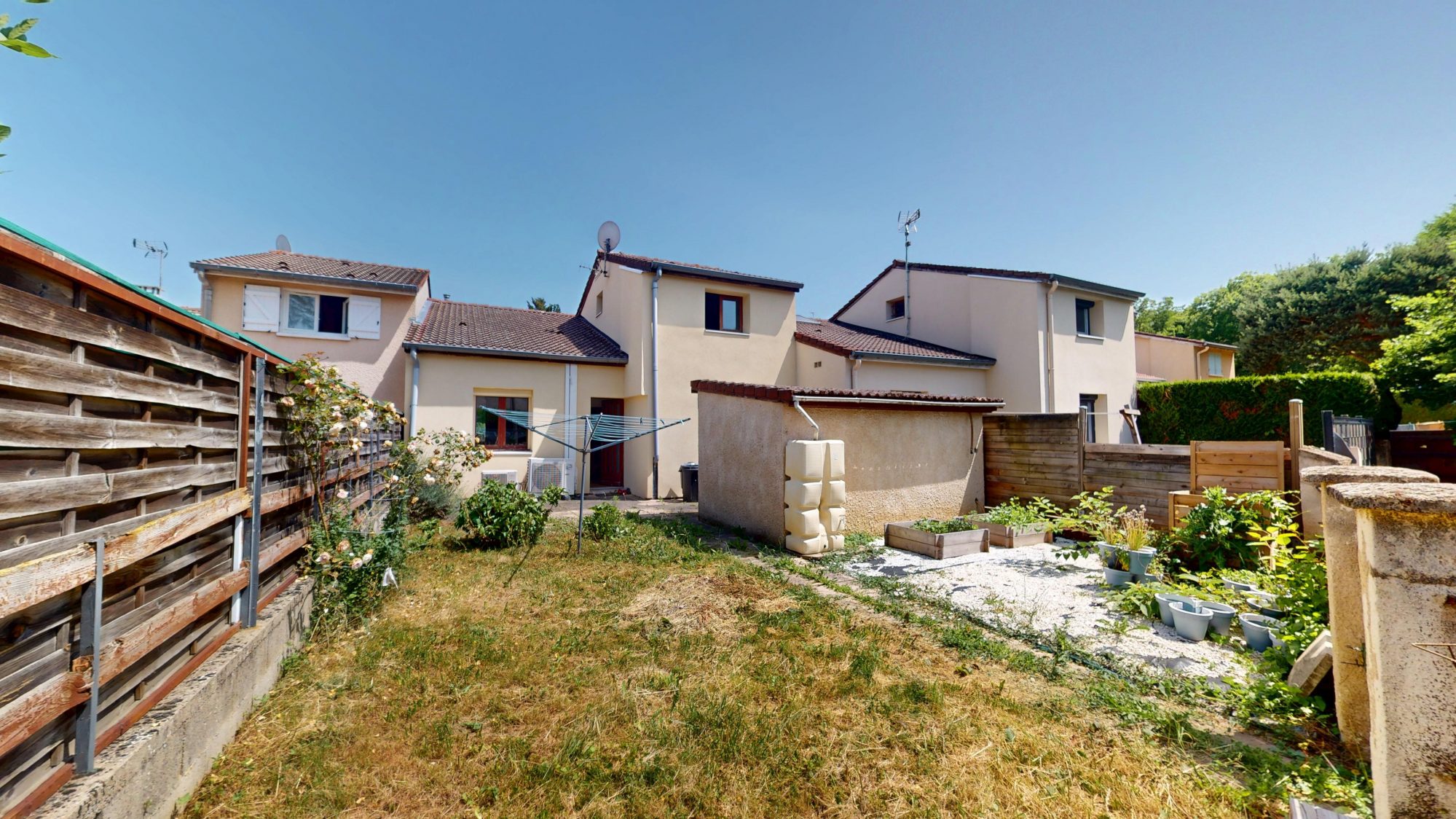 Maison - 5 pièces - 102 m² - Le Chambon-Feugerolles (42500)