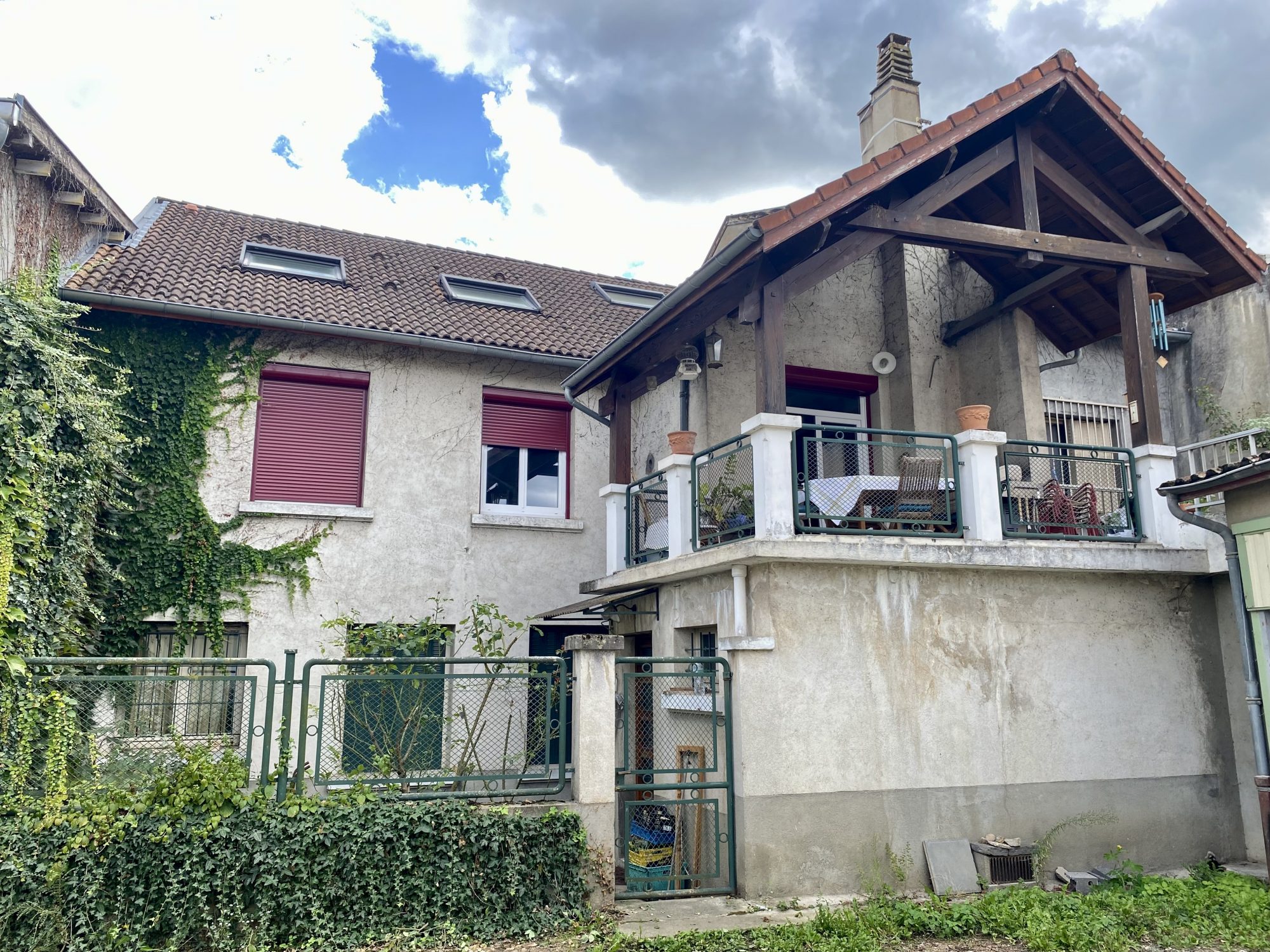 Maison - 8 pièces - 220 m² - Courpière (63120)