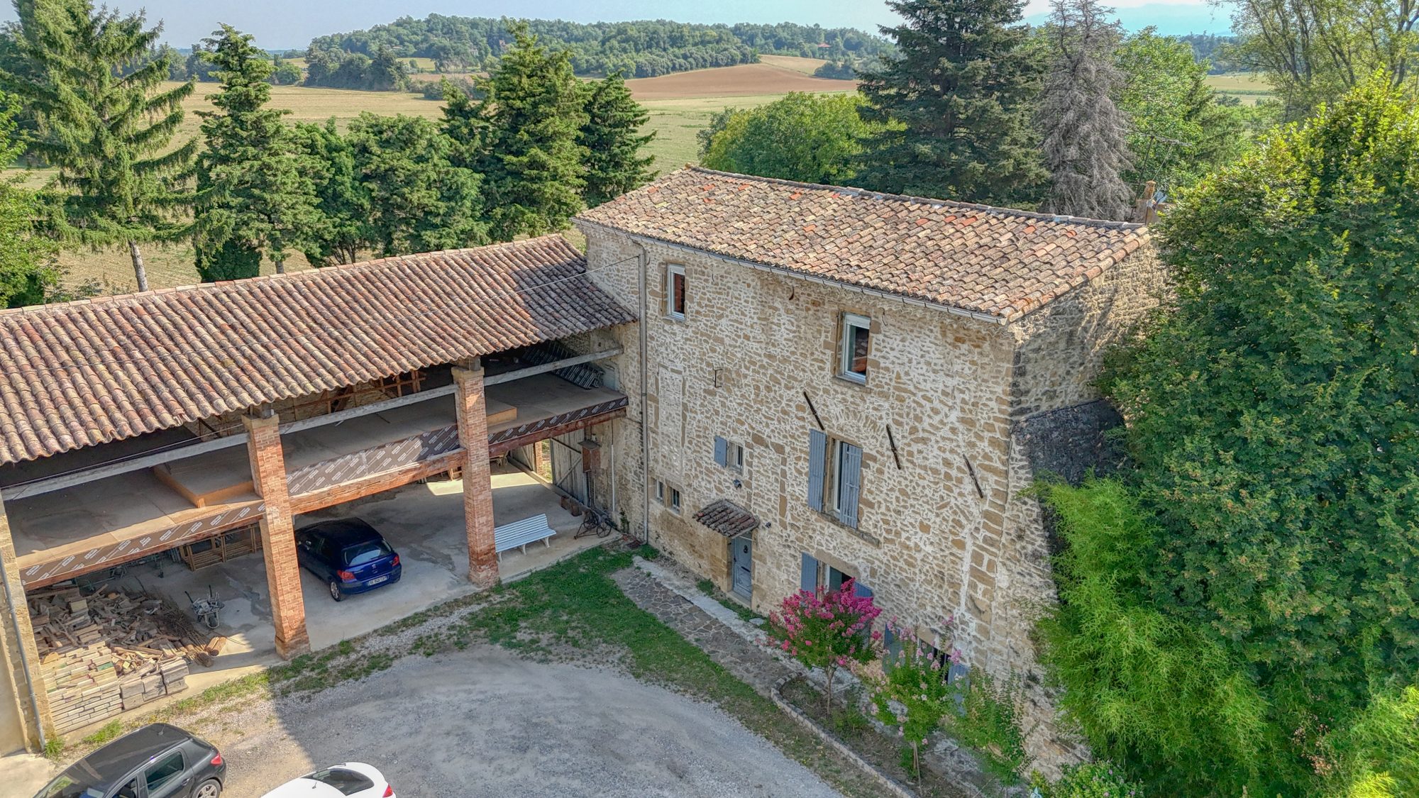 Magnifique bâtisse en pierre