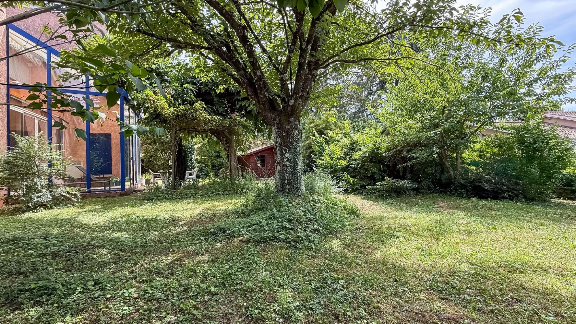 Maison 5 chambres/grand jardin et   garage Fontaines-sur-Saône 69270