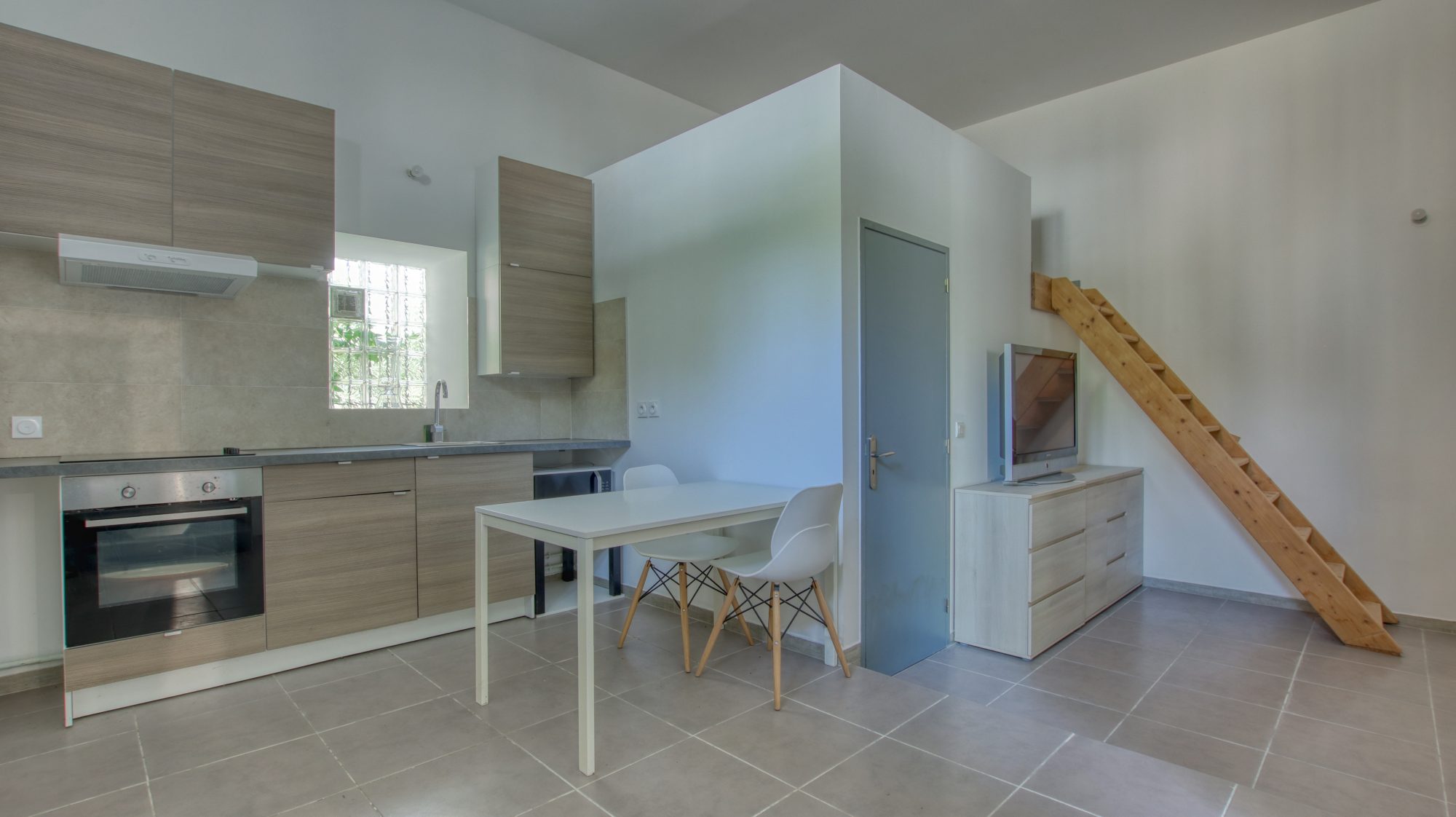 Magnifique bâtisse en pierre Étoile-sur-Rhône 26800