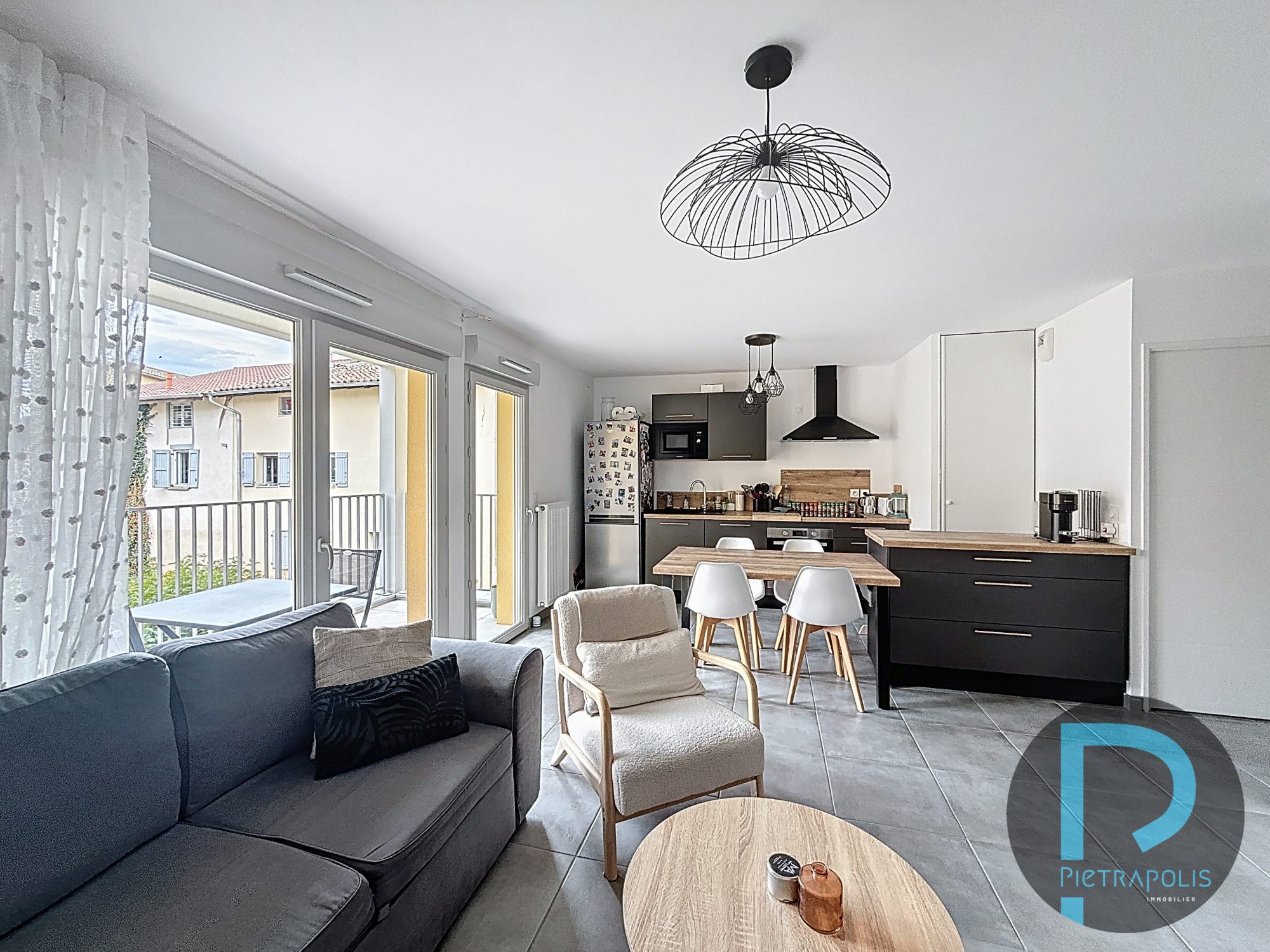 Appartement T3 de 2021 en plein coeur de CHATILLON S/C - 2 chambres - 1 balcon