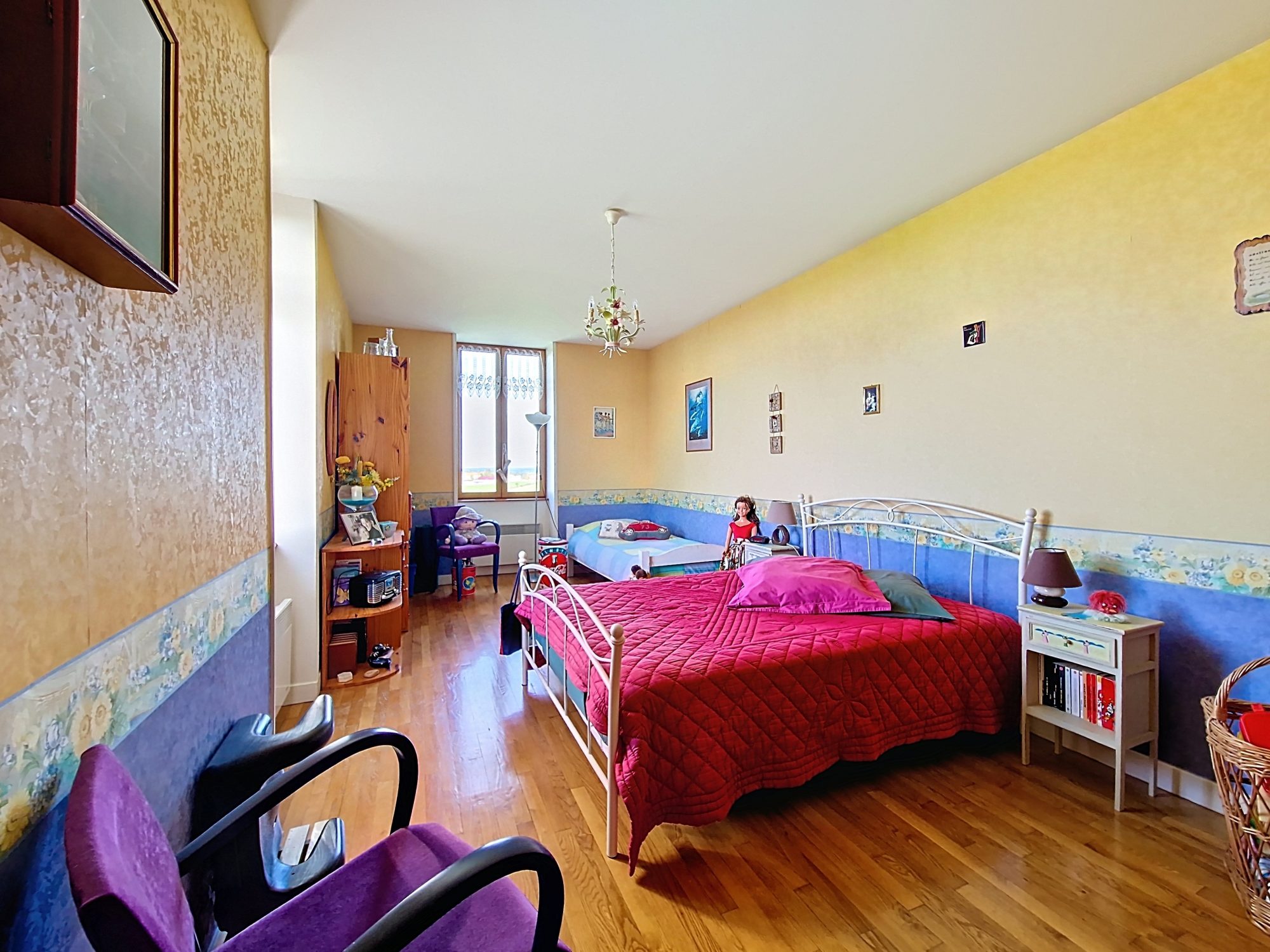 Authentique maison brionnaise  – volumes, charme et potentiel La Clayette 71800