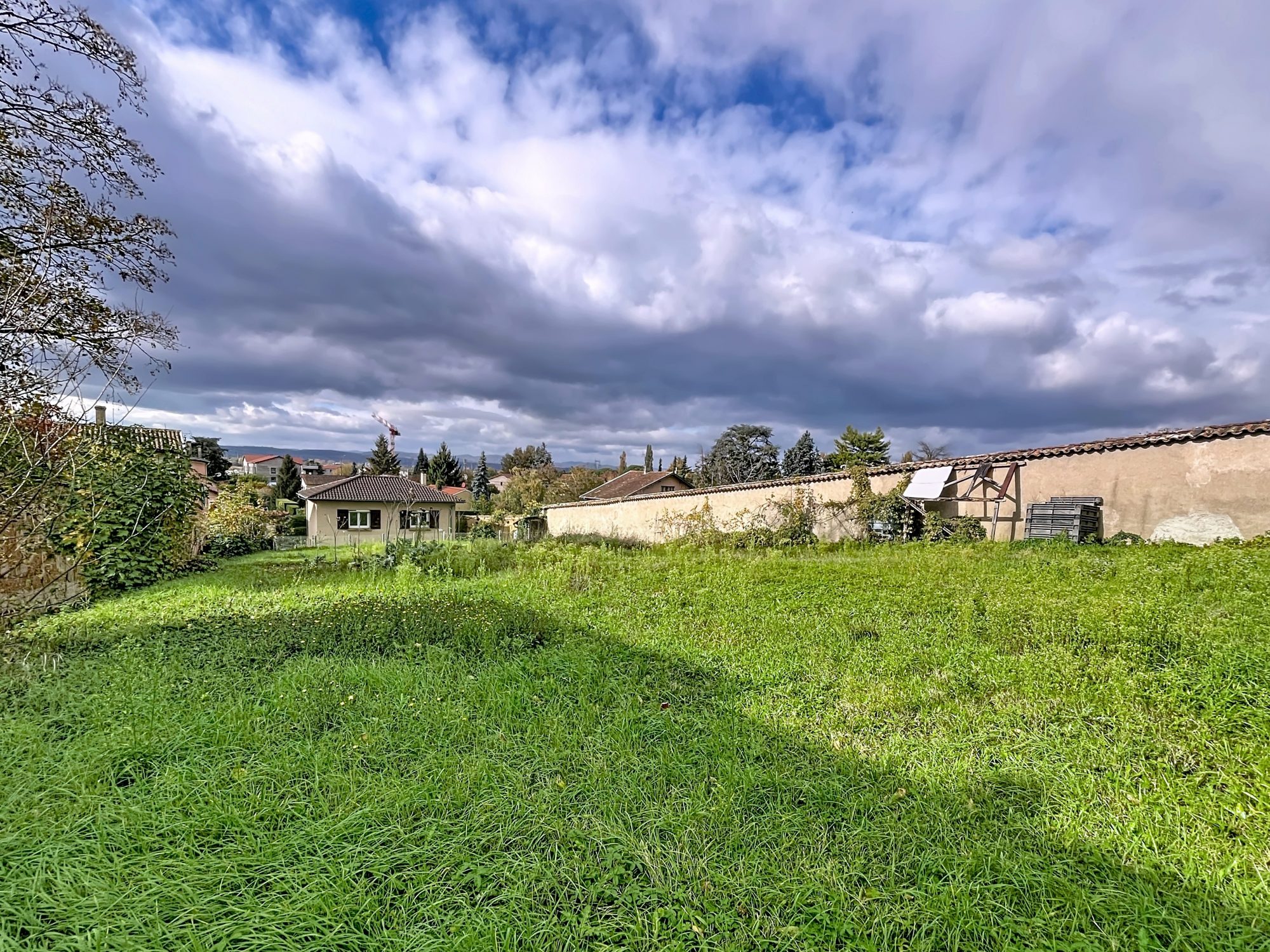 Terrain à bâtir – Genay (69730) – 880 m² – Non viabilisé Genay 69730