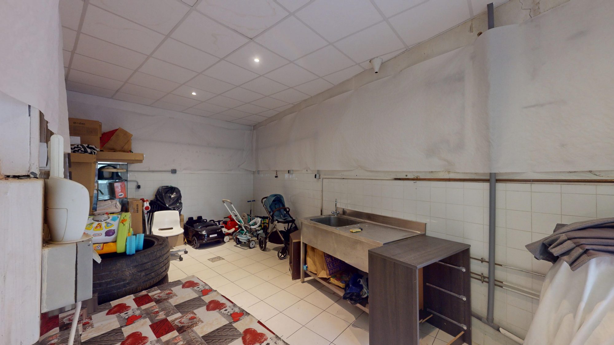 Appartement et local commercial Le Chambon-Feugerolles 42500