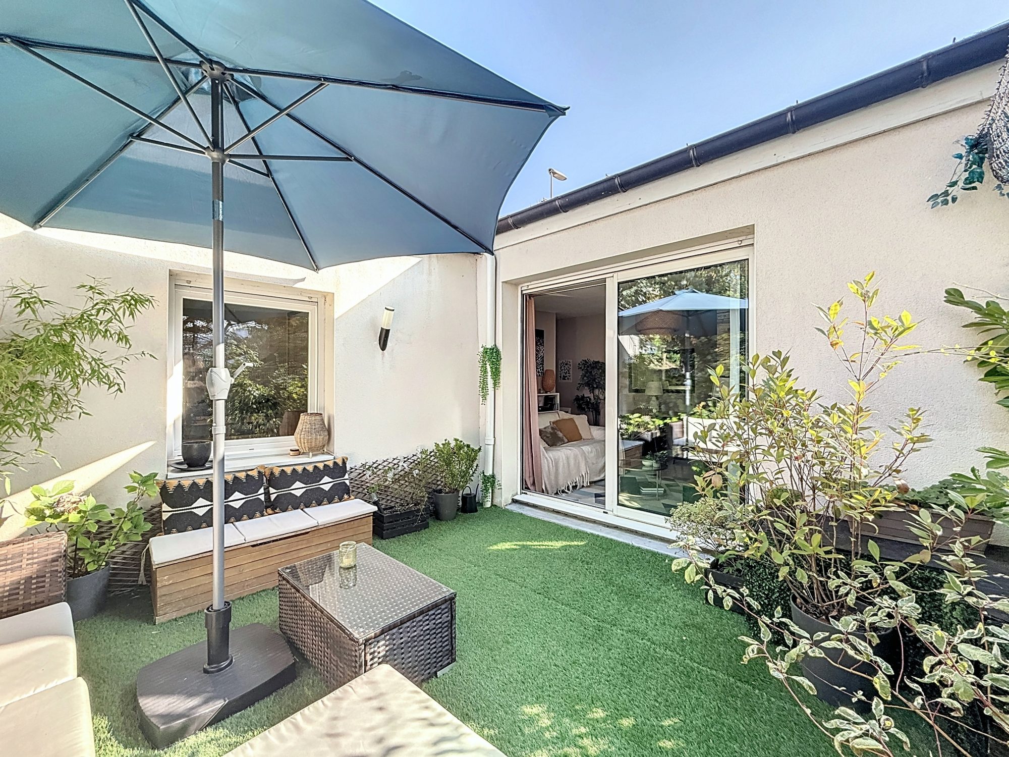 TALANT - 5 min de DIJON 2 pièces avec terrasse et stationnement