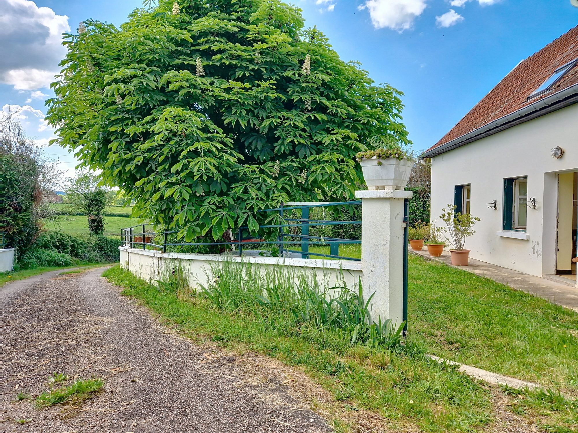 Maison en pierre – 4 chambres – 148 m² habitables – à réinventer selon vos envies Colombier-en-Brionnais 71800